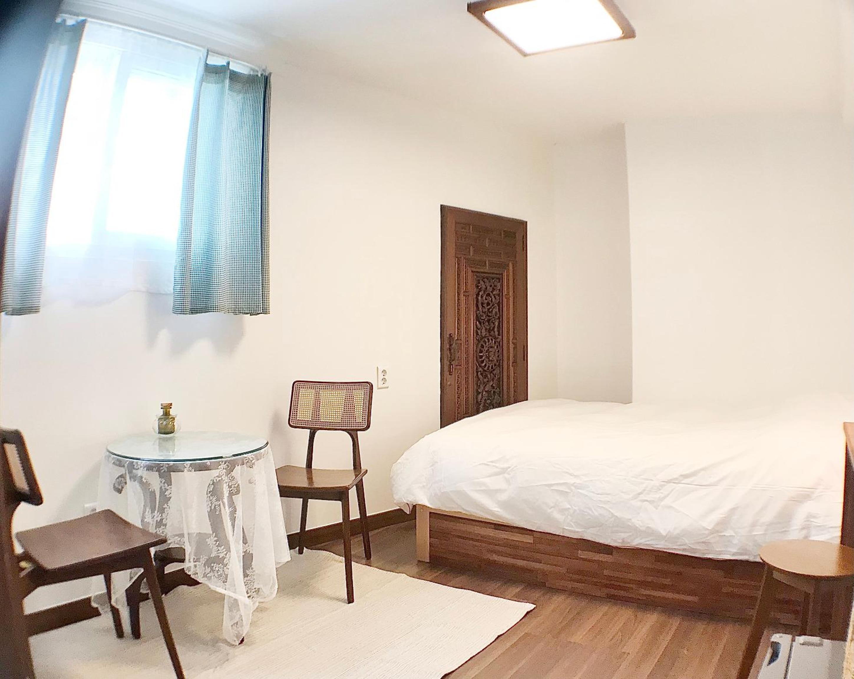 Double Room with Private Bathroom photo 1