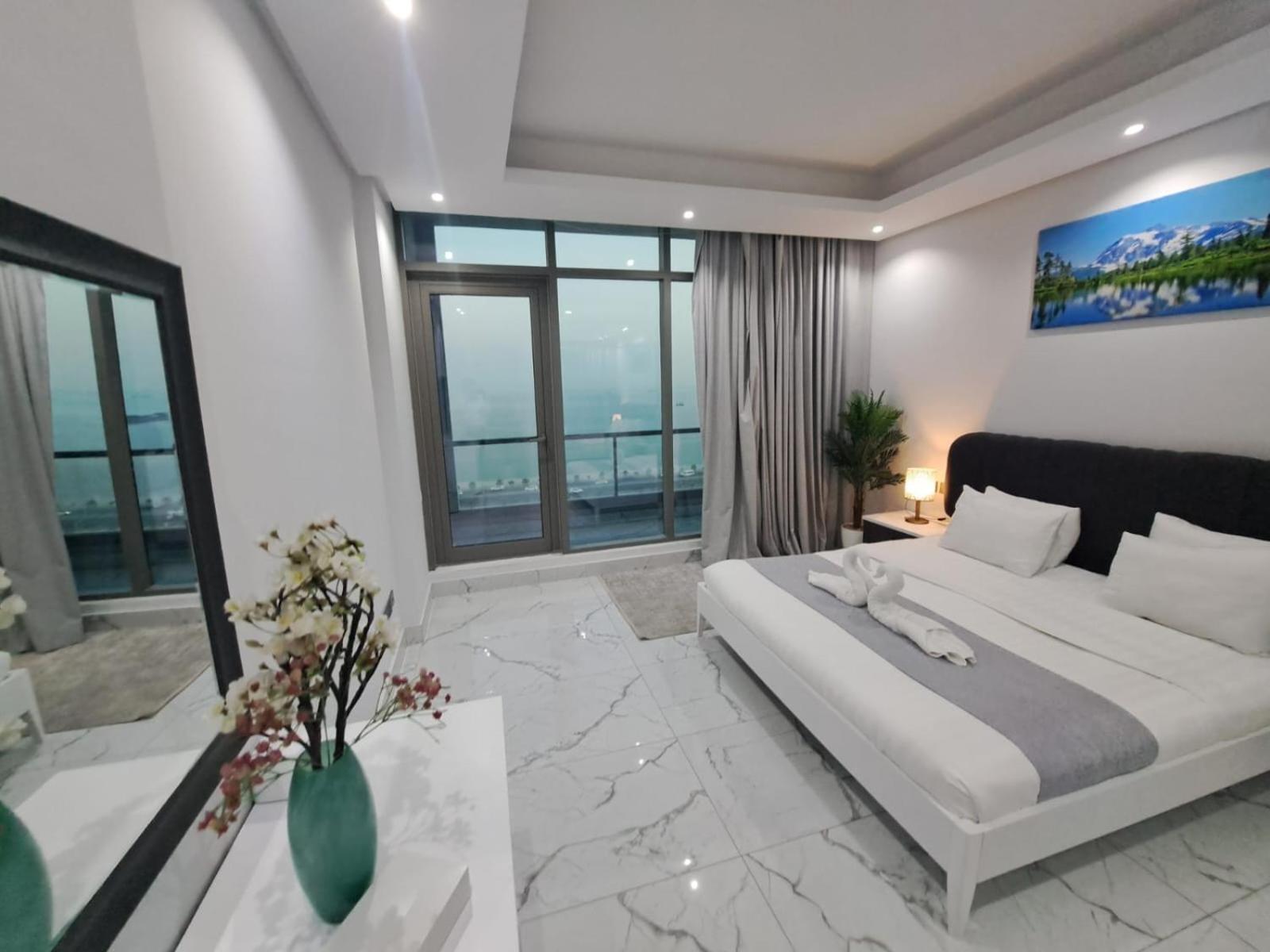 Two-Bedroom Apartment - Photo 35