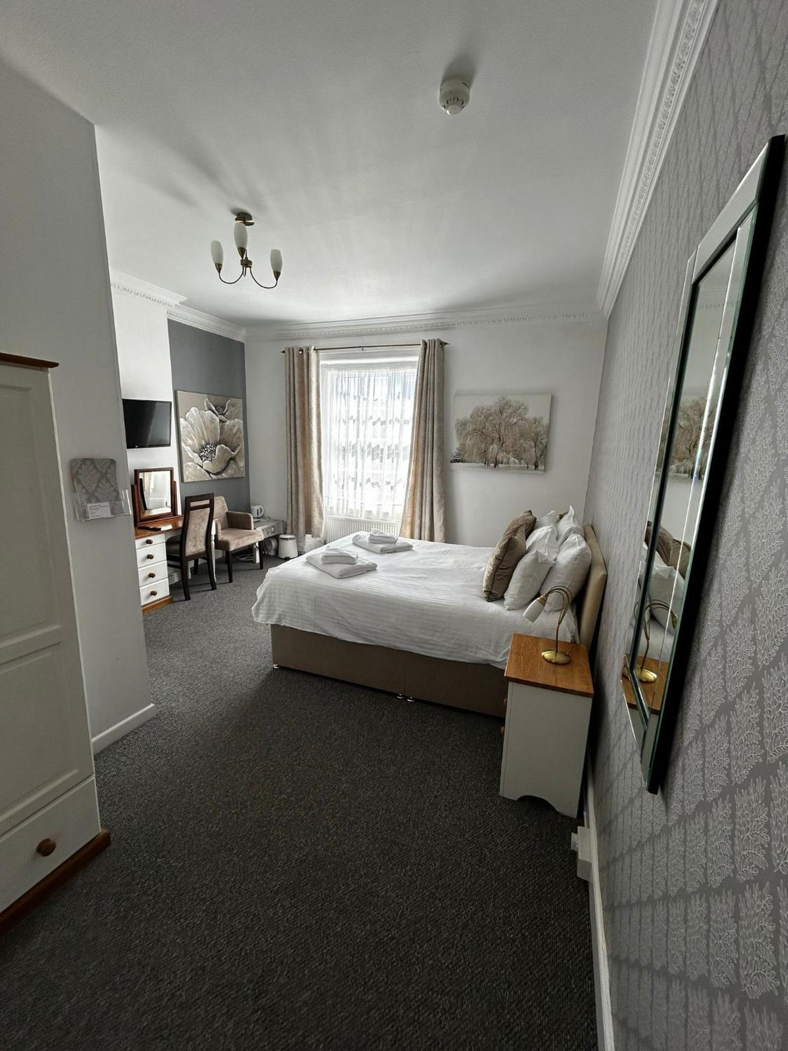 Family Room photo 2
