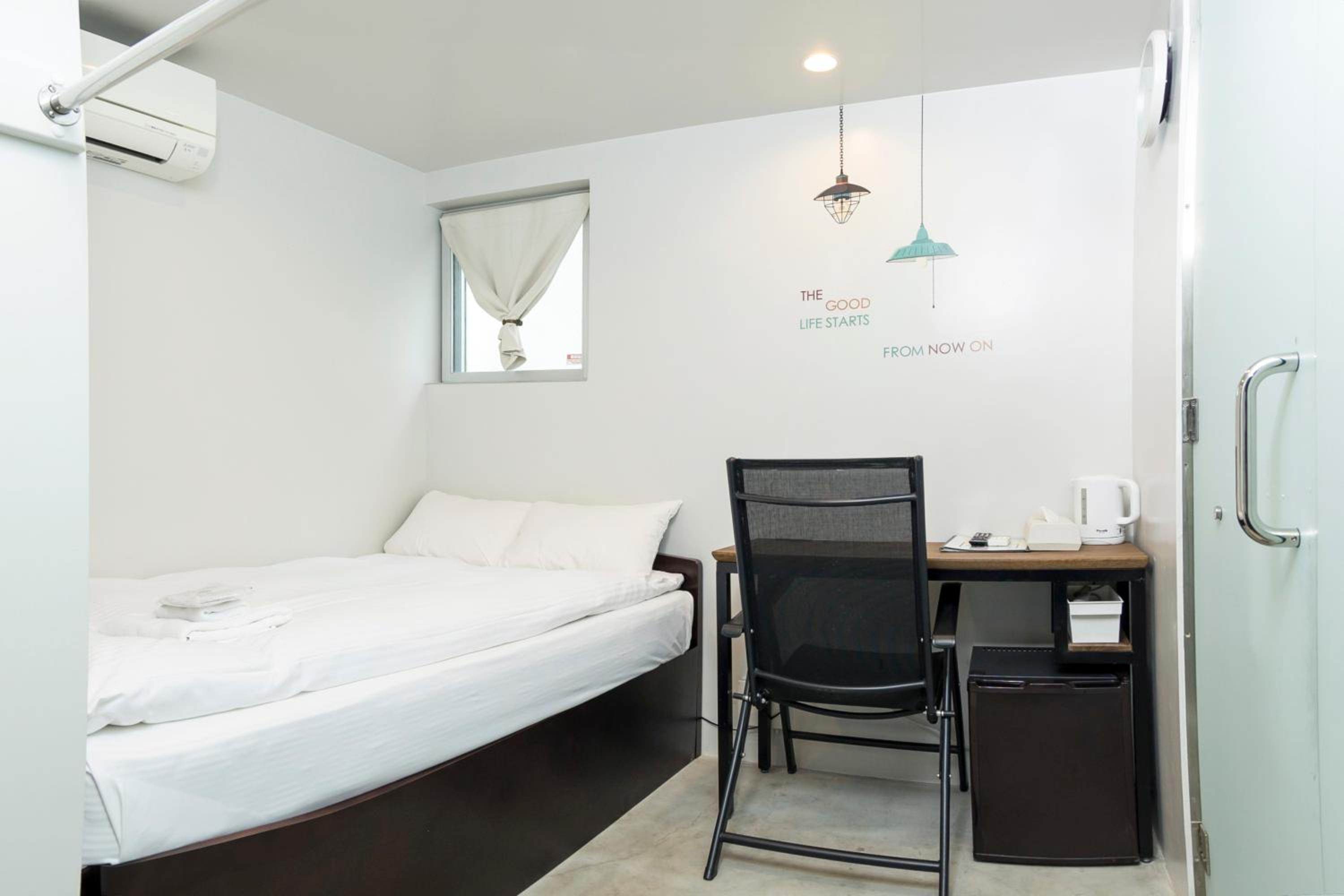 Single Room with Shower photo 1