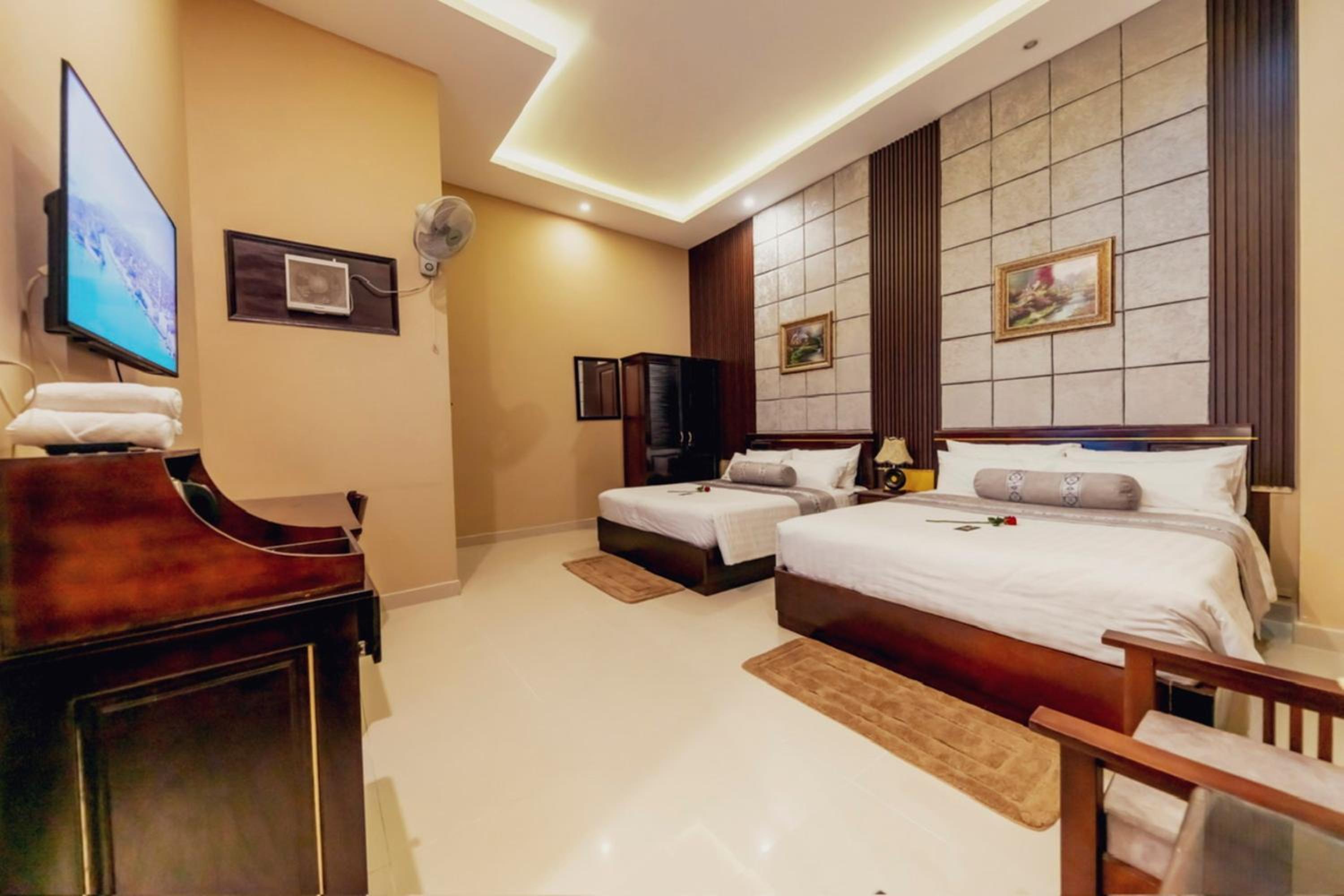 Superior Quadruple Room - Photo 8