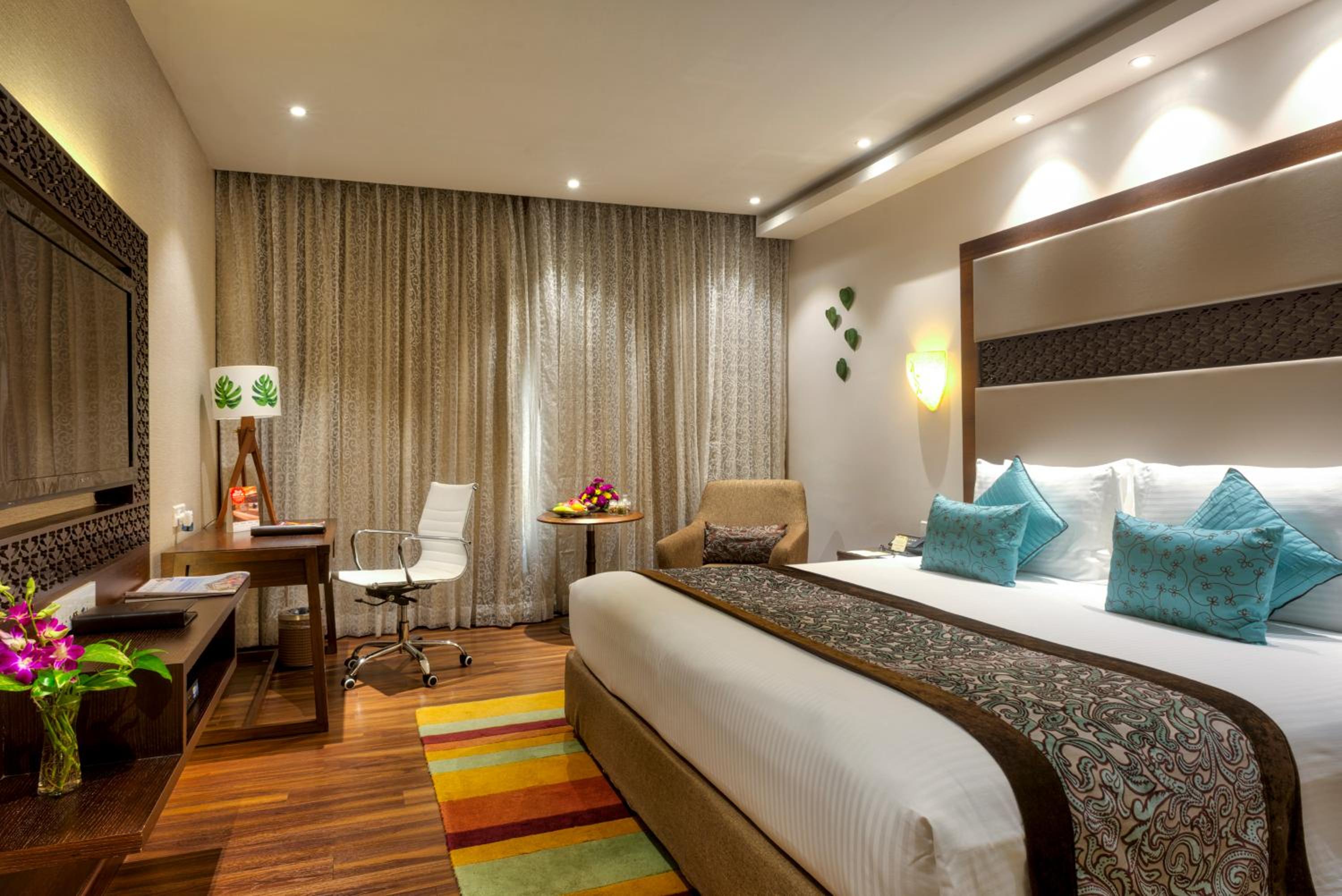 Serene Executive Double or Twin Room - Photo 5