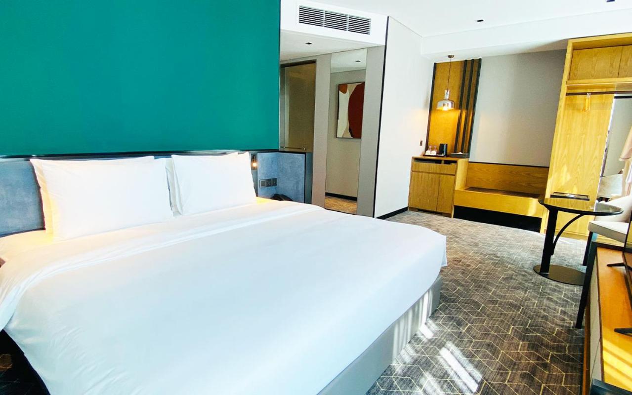 King Suite - Photo 5