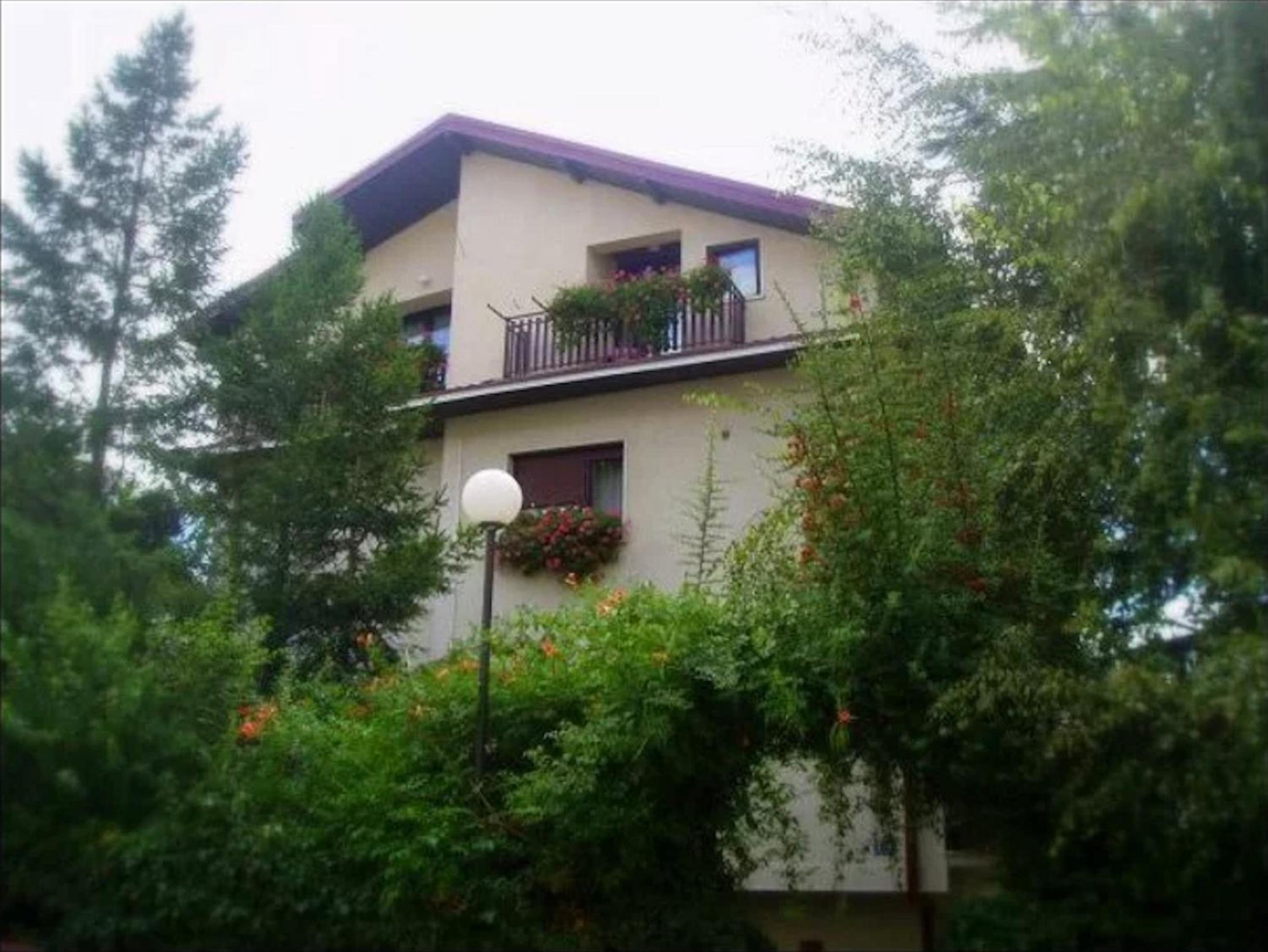 Studio Apartment with Balcony photo 2