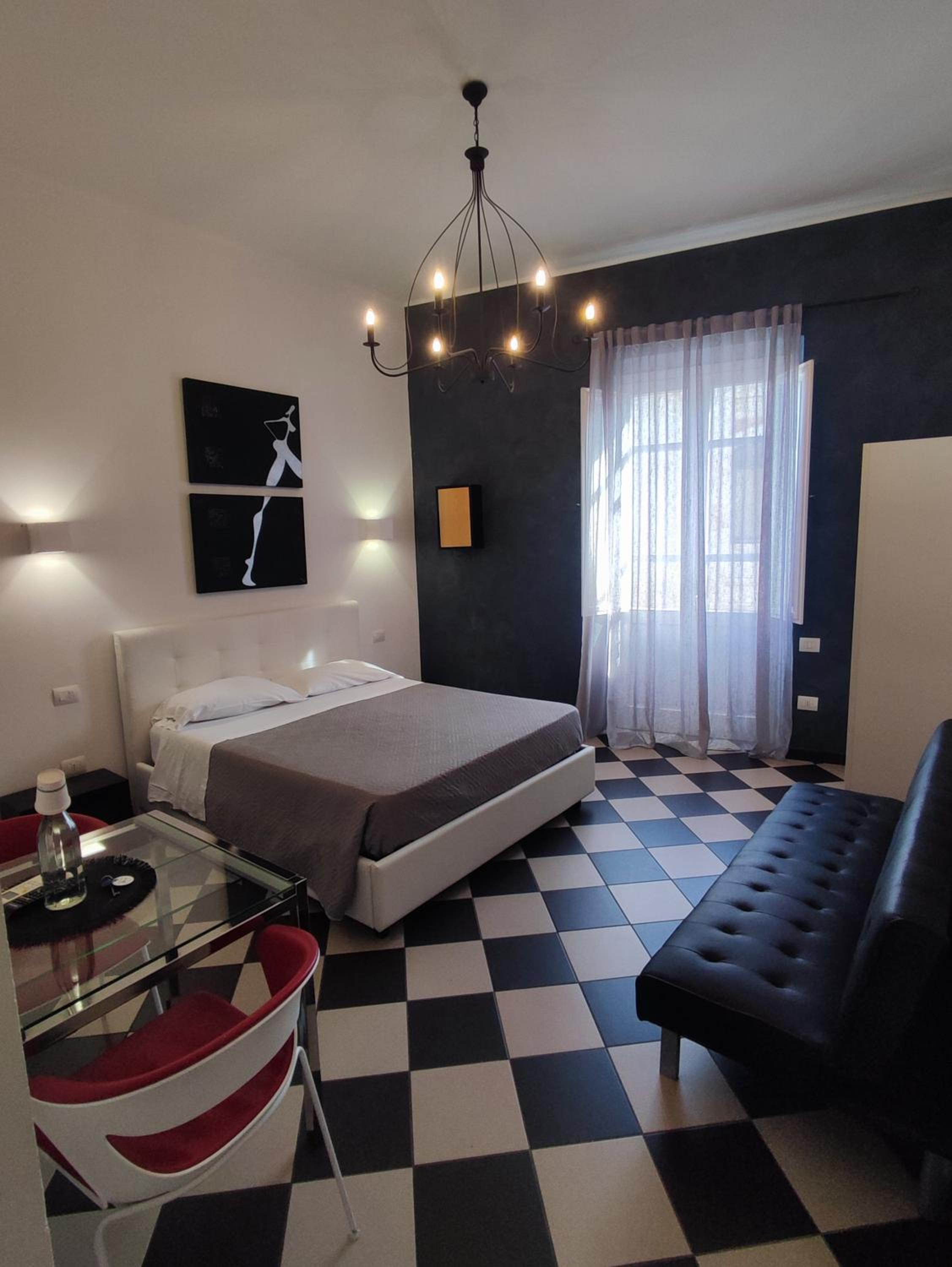 Superior King Room photo 2