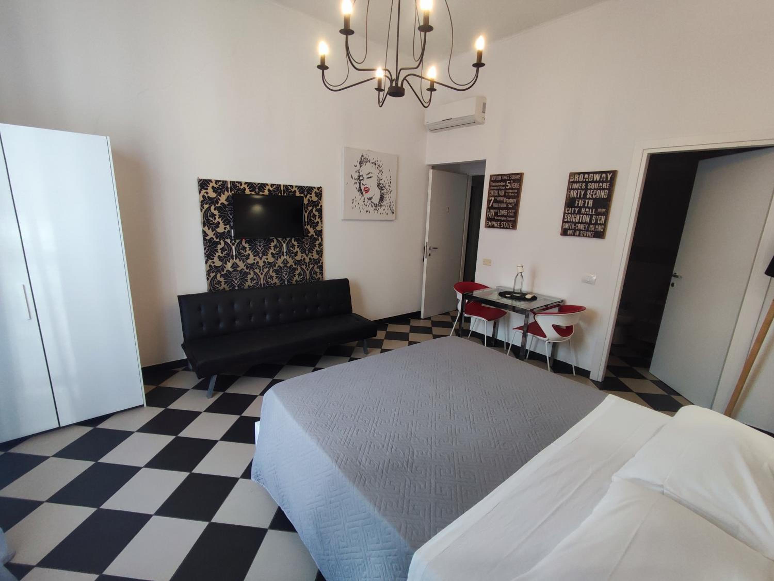 Superior King Room photo 3