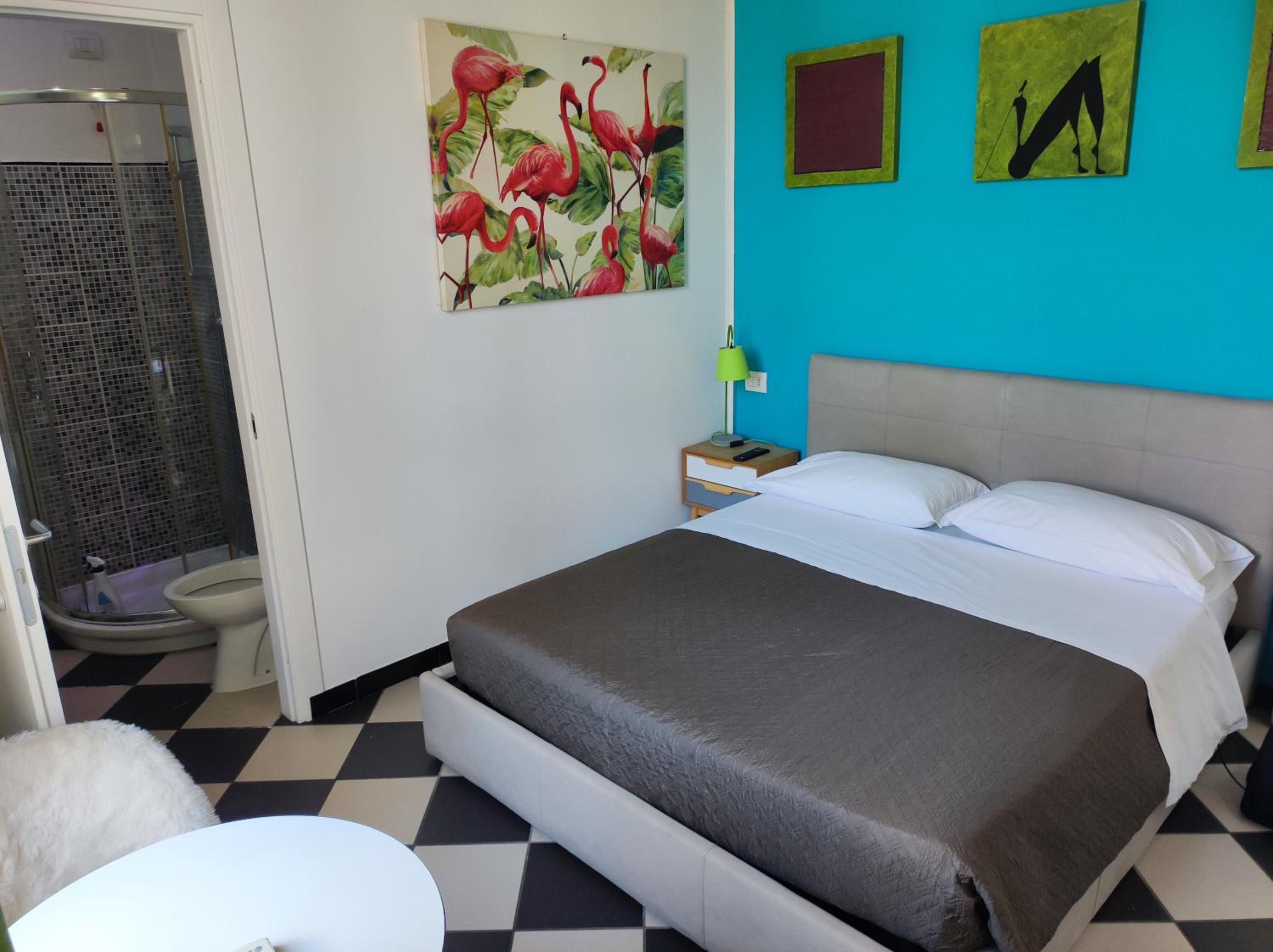 Small Double Room photo 2