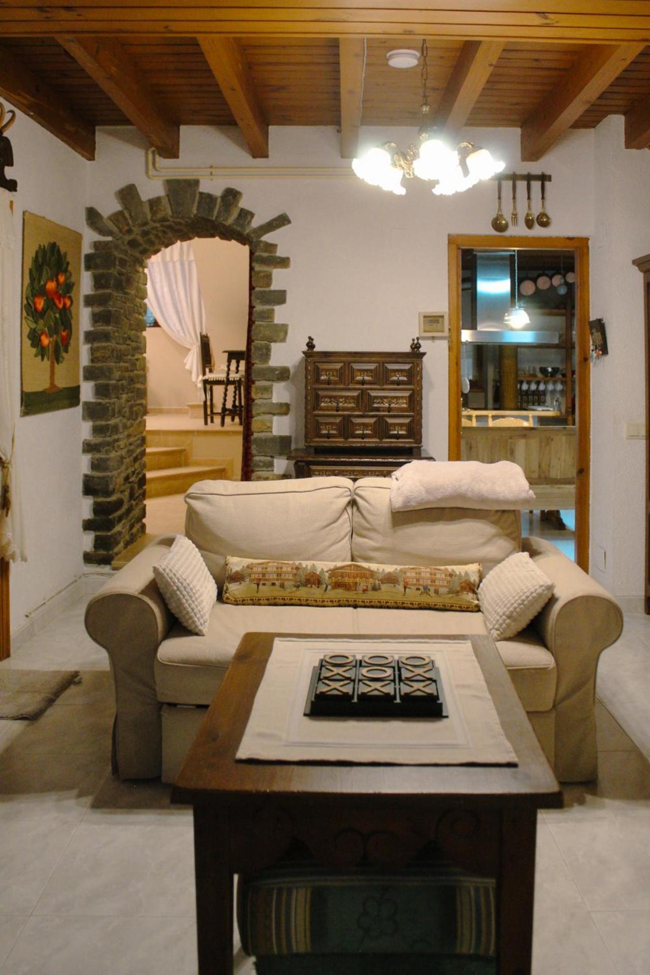 Casa de cuatro habitaciones