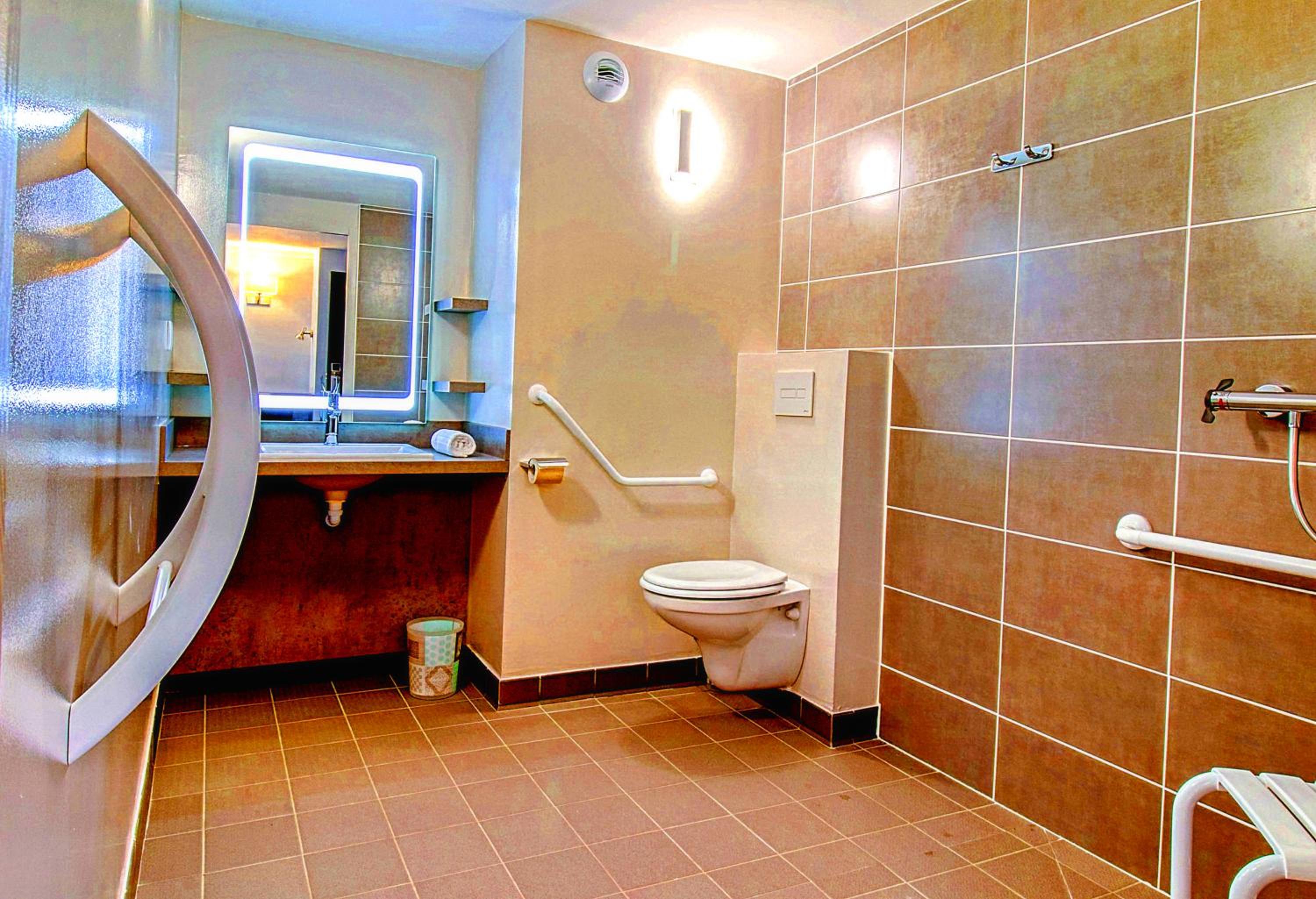 Quadruple Room - Photo 2