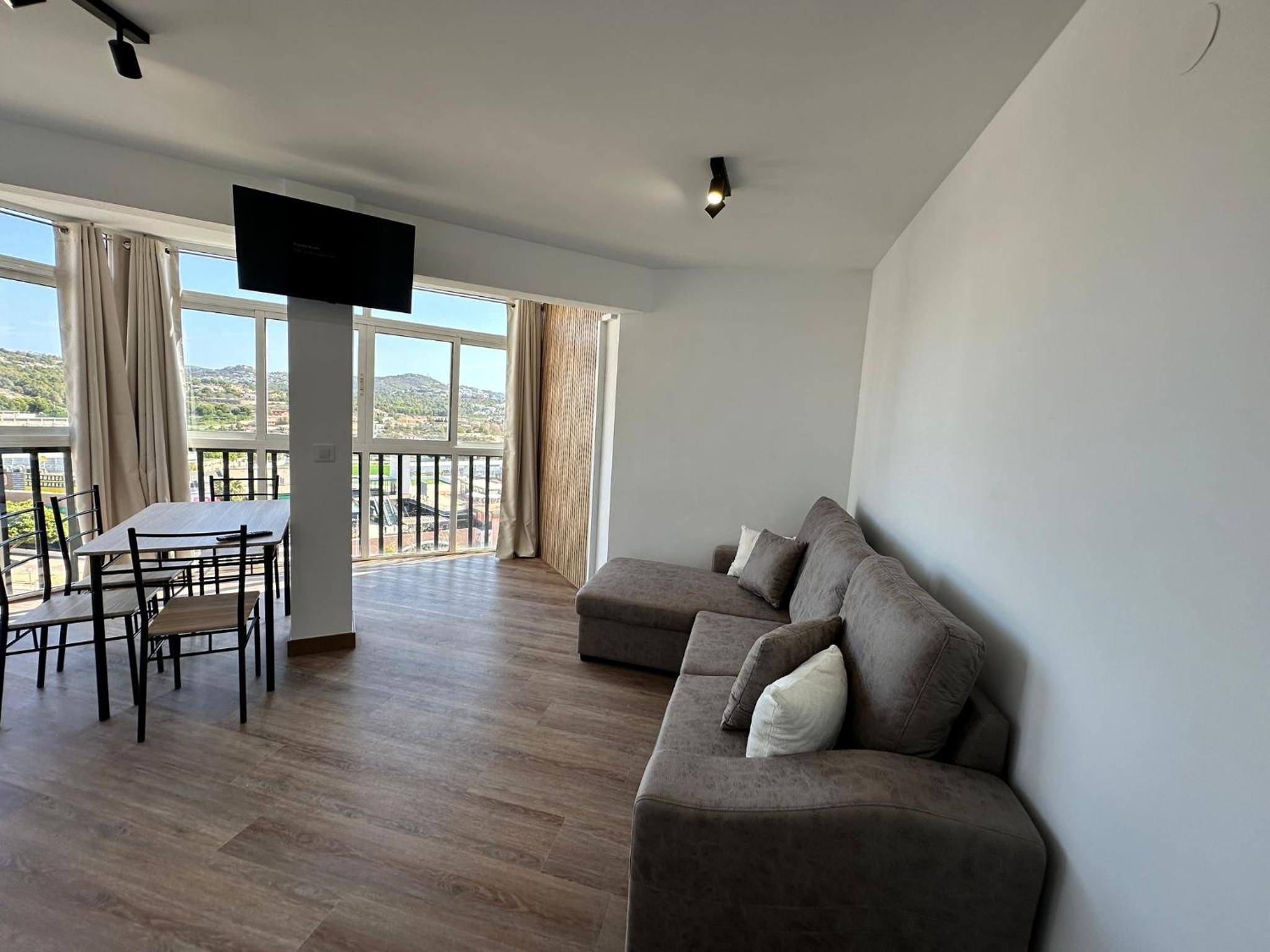 Apartment photo 2