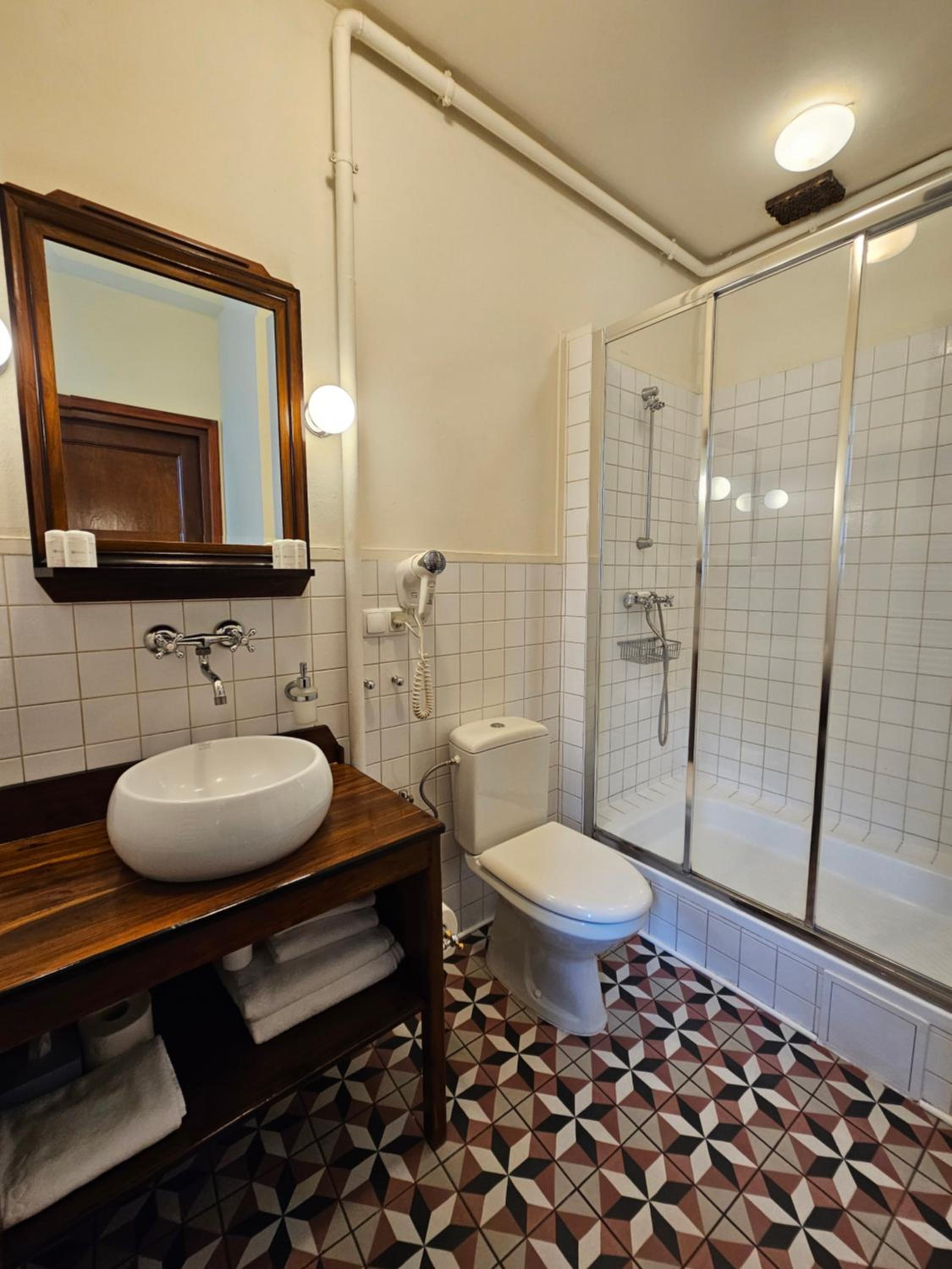 Double Room - Photo 4