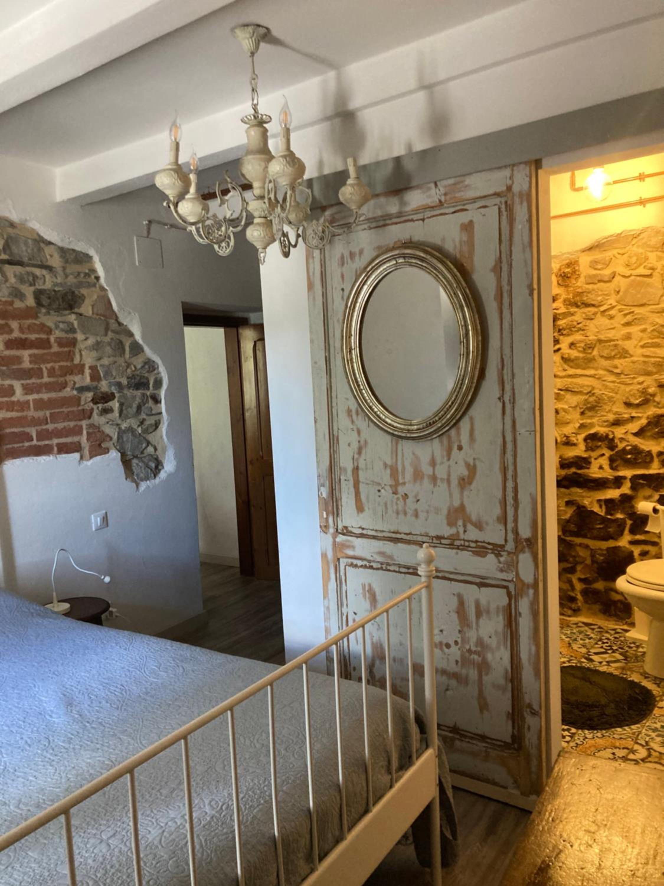 Double Room (1 Adult + 1 Child) - Photo 1