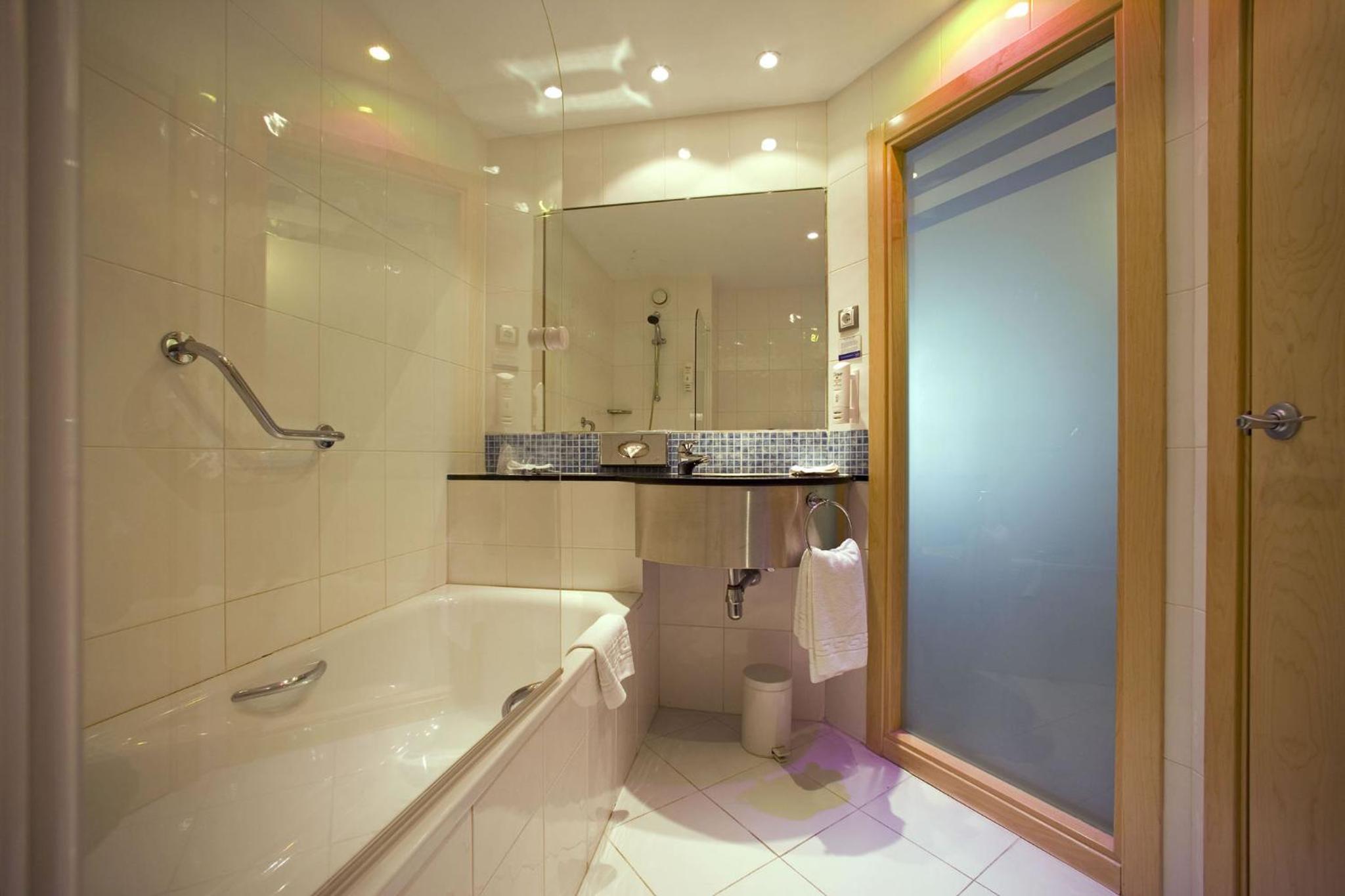 Standard Twin Room - Free Breakfast - Photo 4