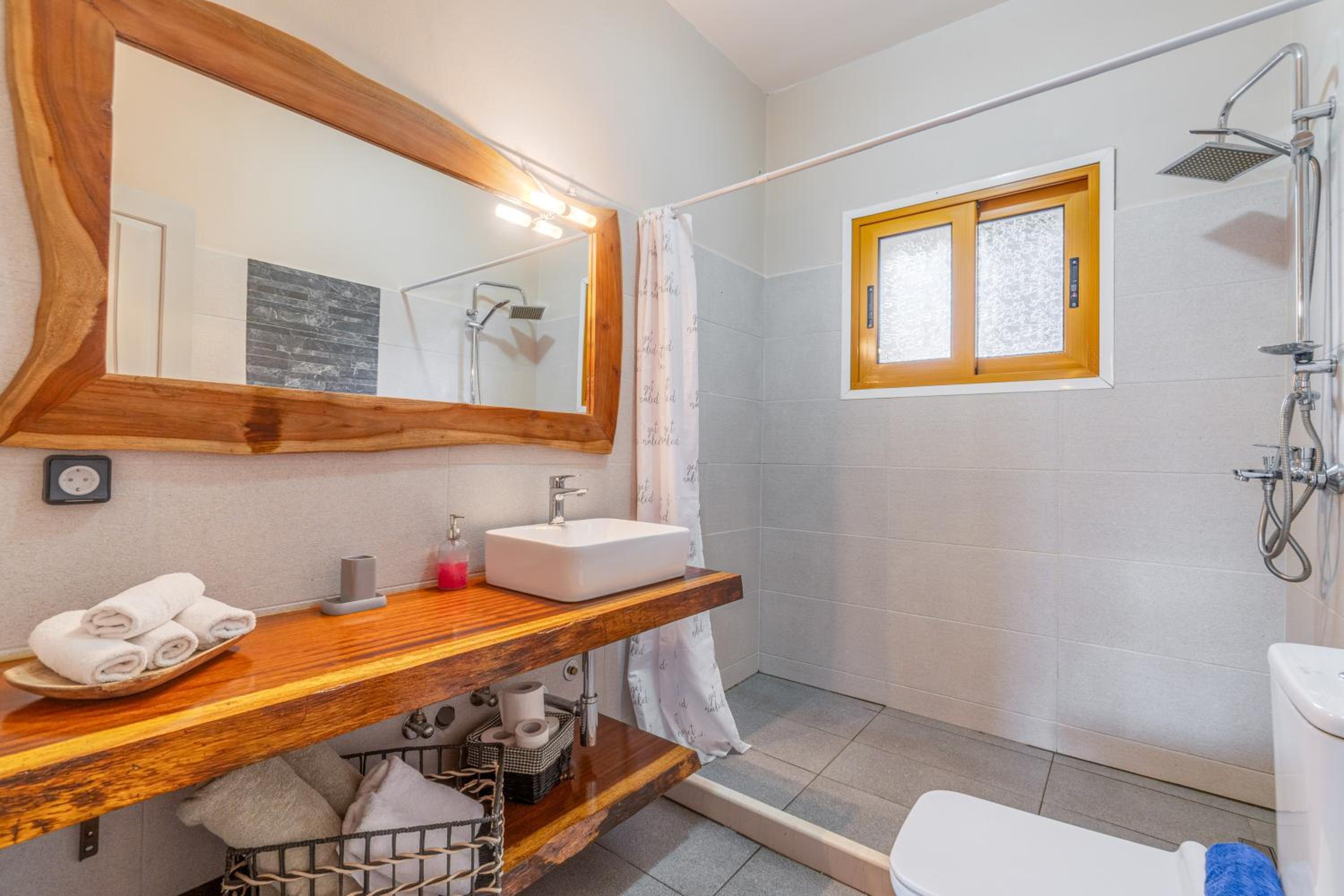 Triple Room With Shower photo 3