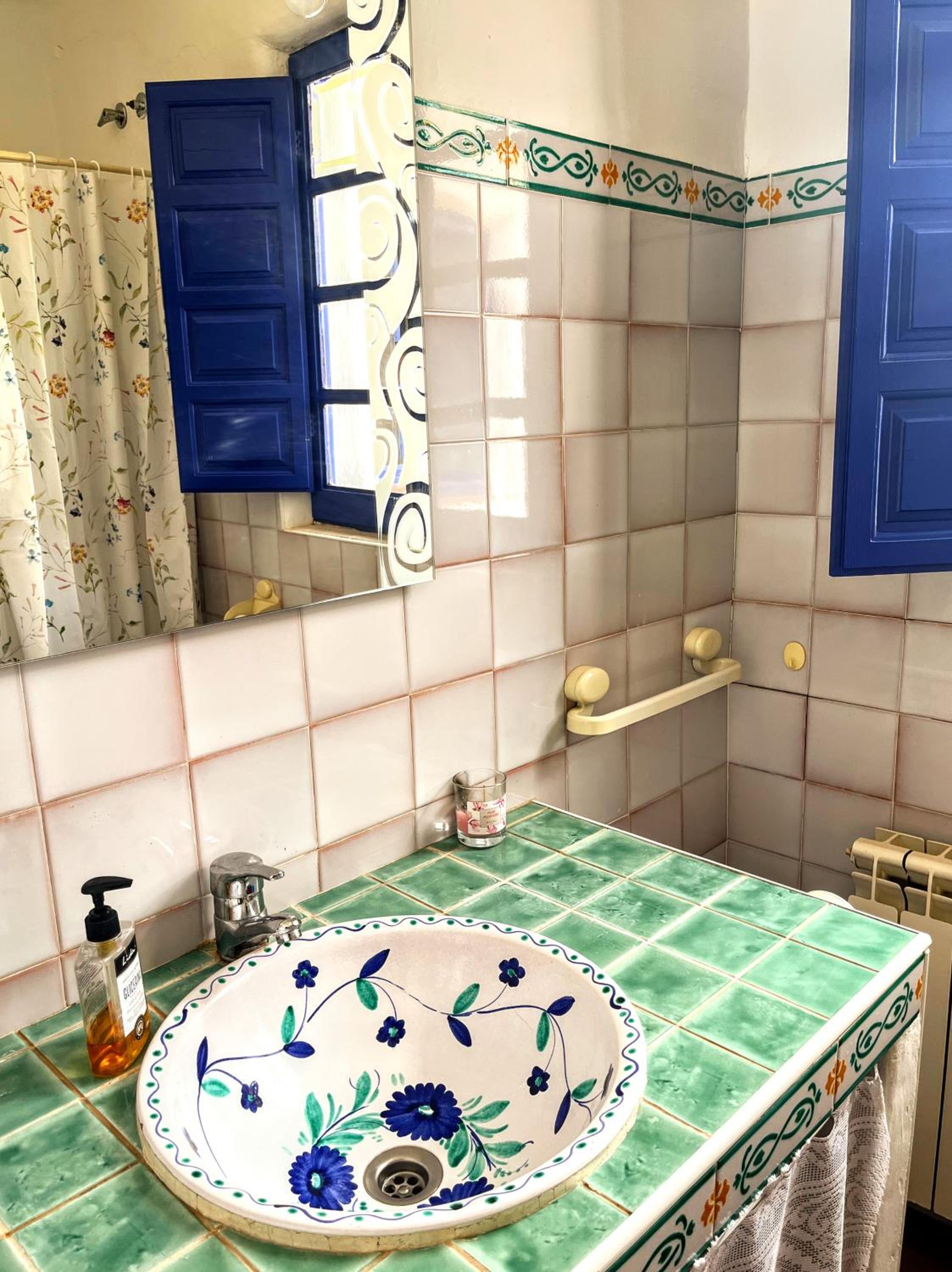 Small Double Room - Photo 4