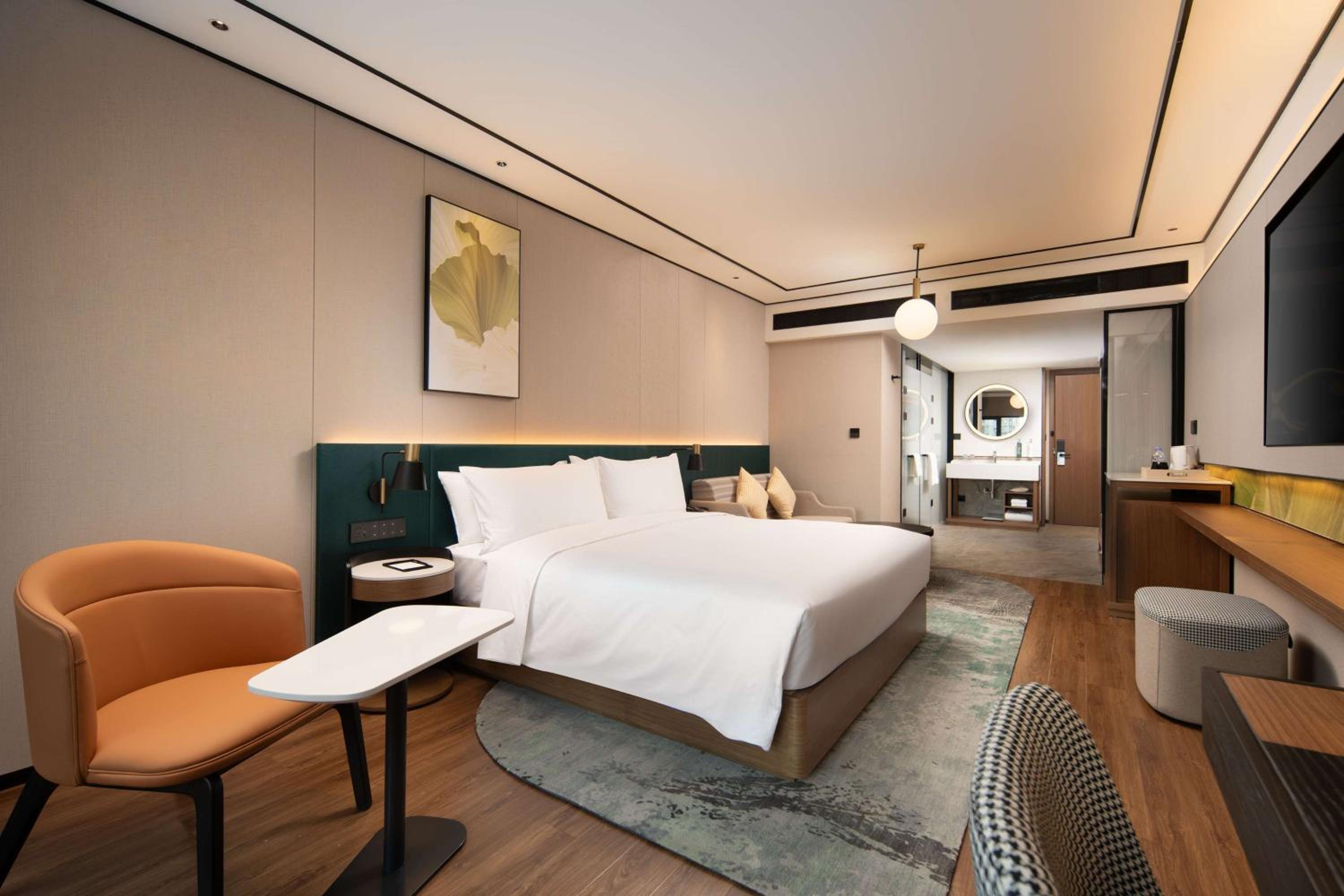 Superior King Room