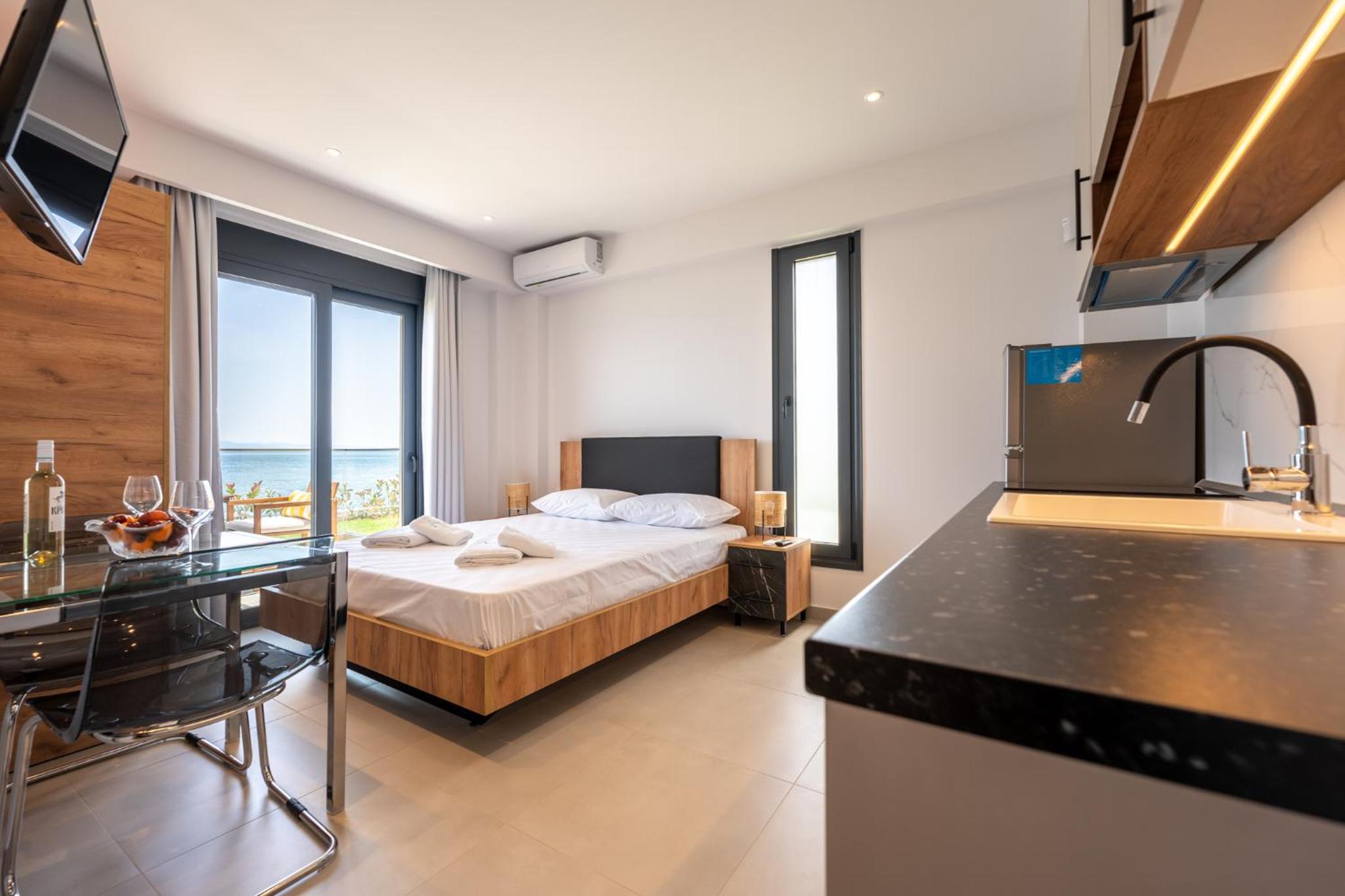 Deluxe Double Room with Sea View