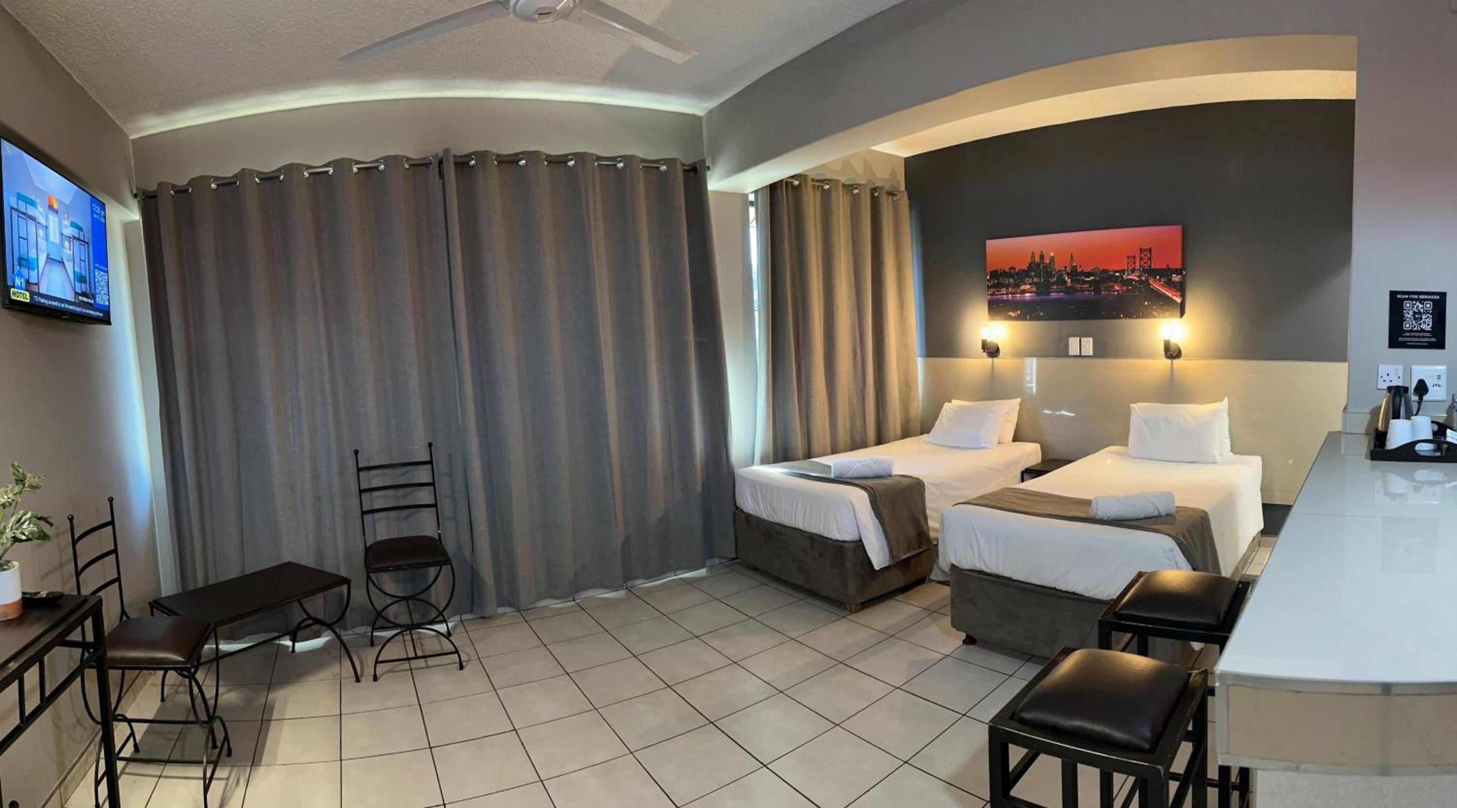 Standard Twin Room