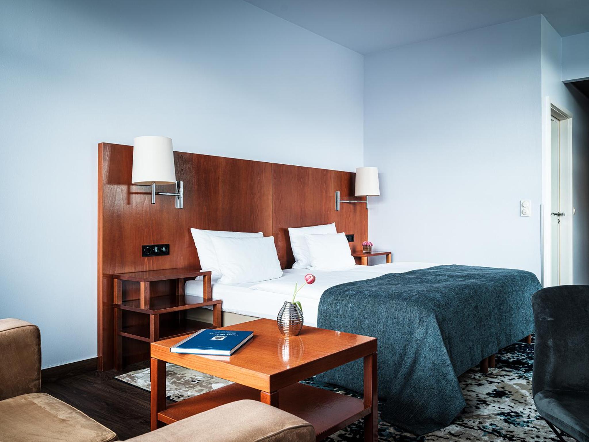 Waterside Room with River View