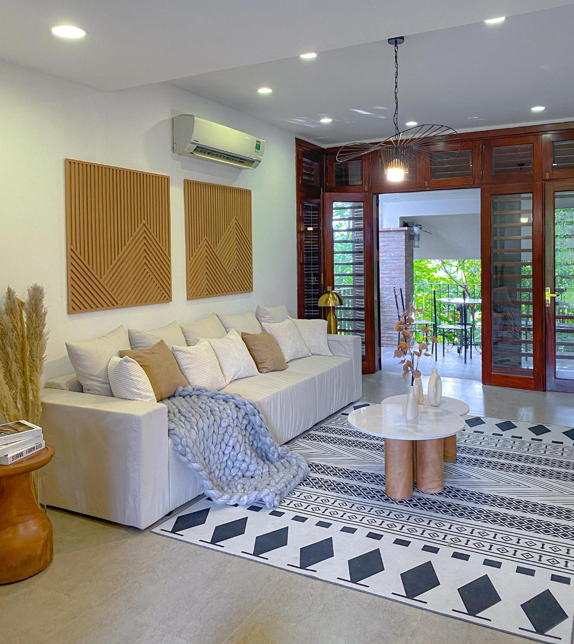 Three-Bedroom Villa photo 1