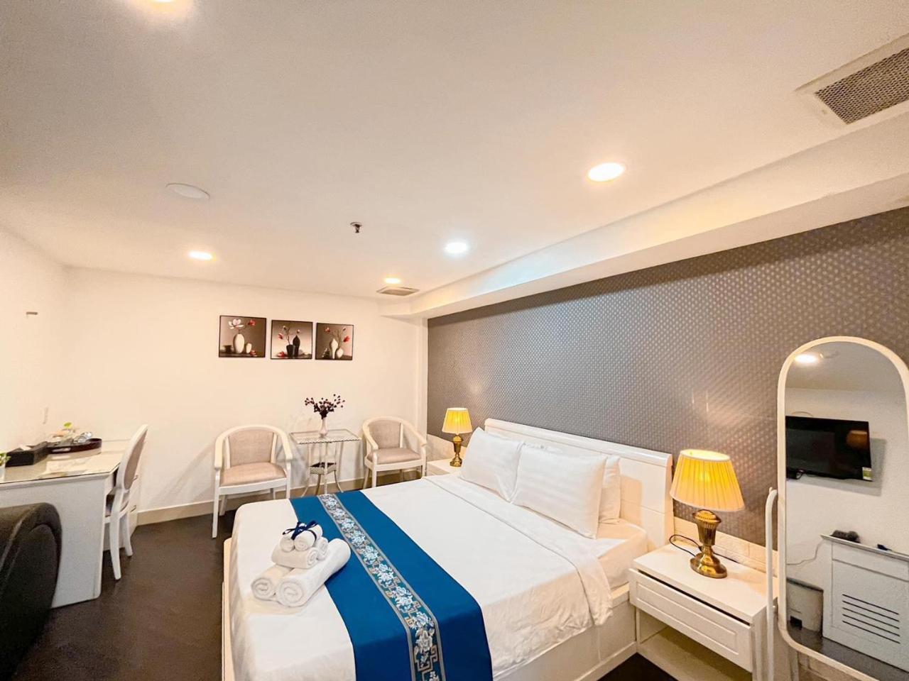 Superior Apartment with No window - Basement