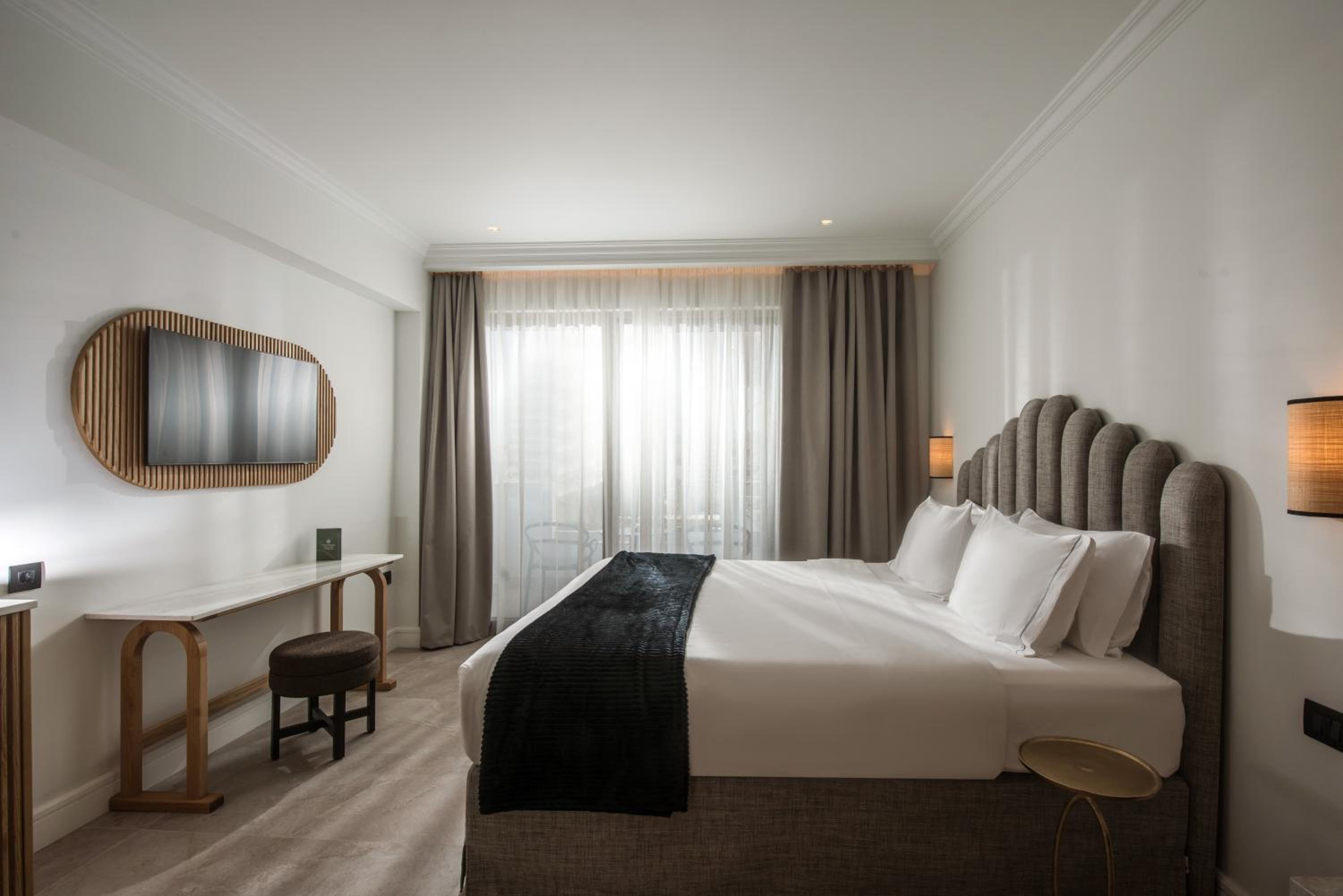 Double Room with Balcony photo 2