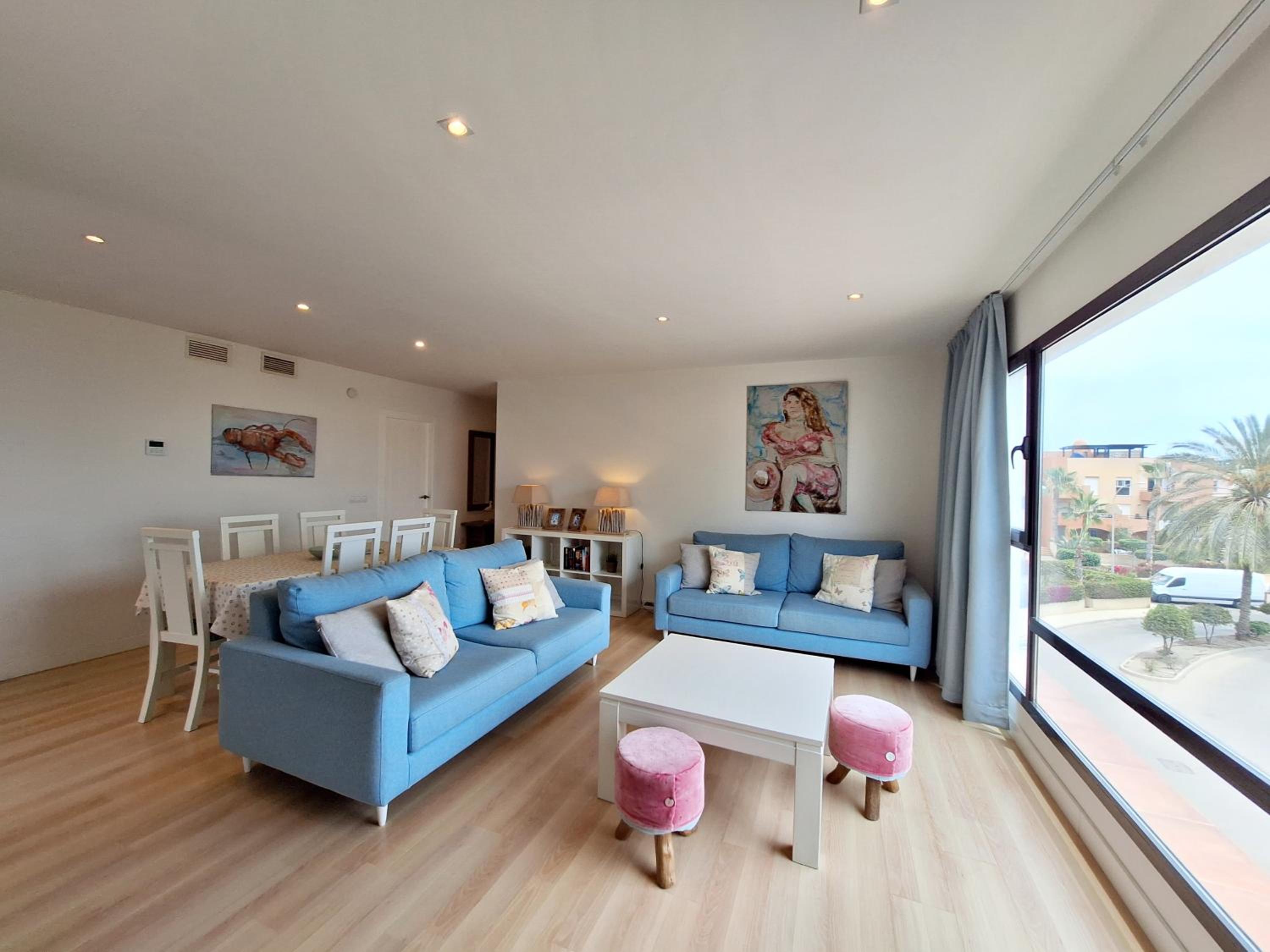 Apartamento con vista al mar