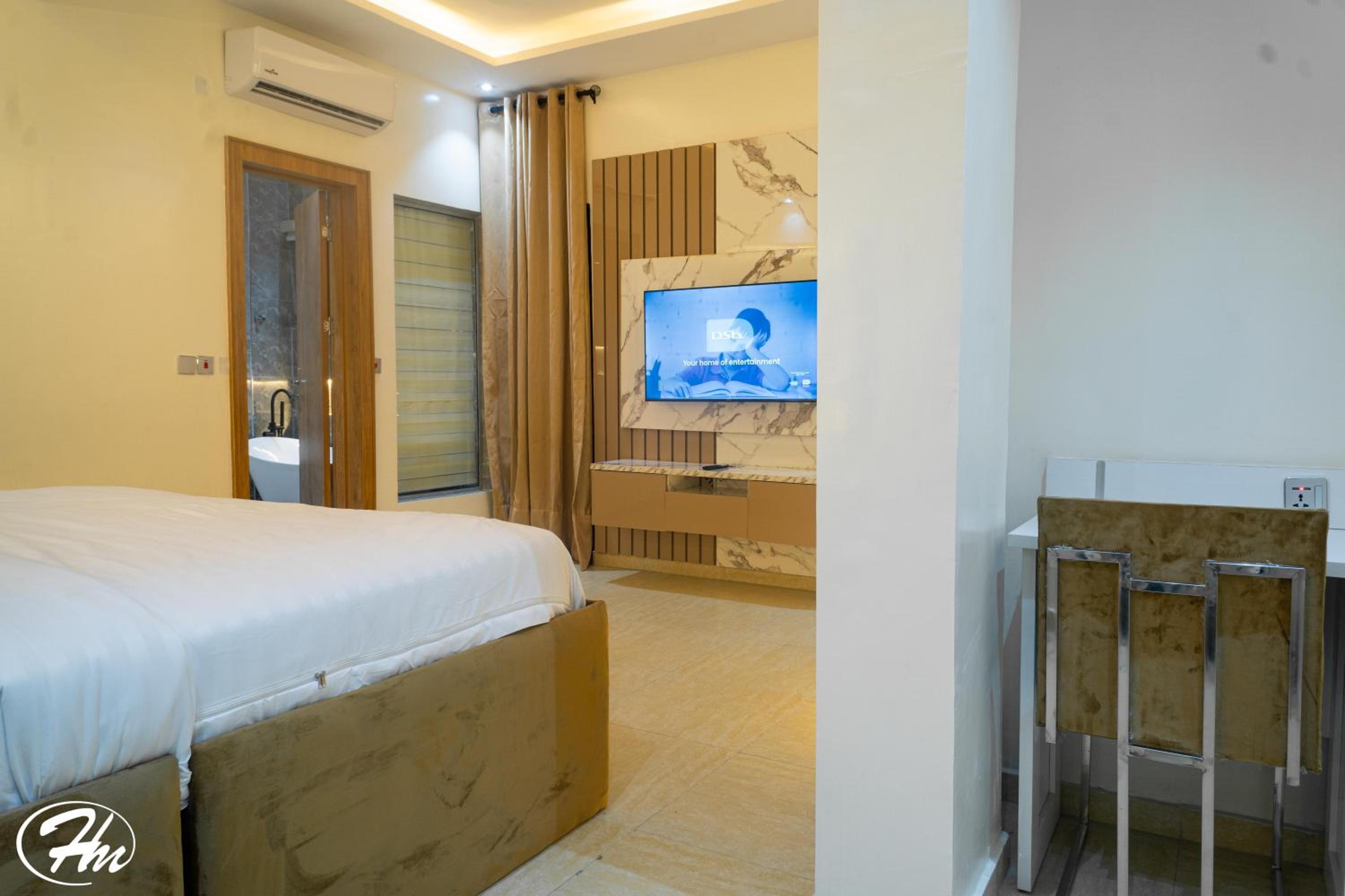Suite with Balcony