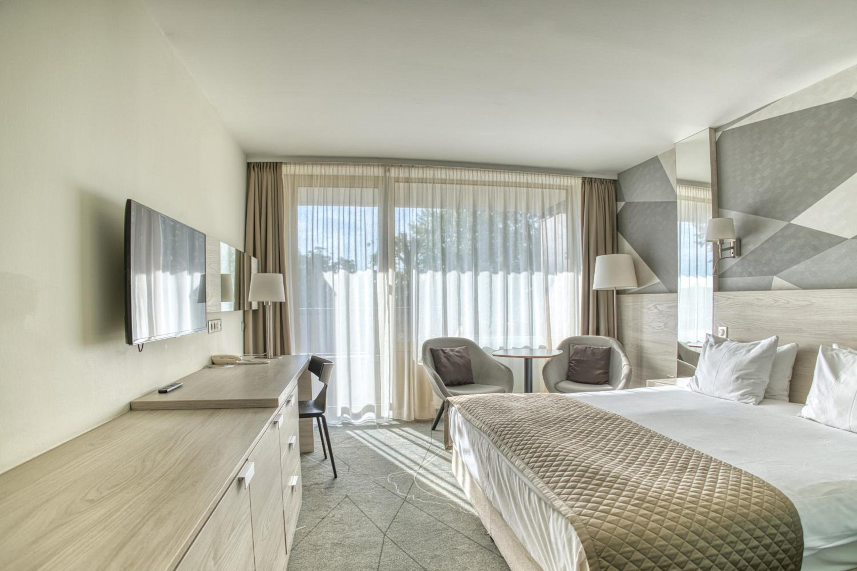 Premium Double Room with Wellness and Fitness Access - Photo 7