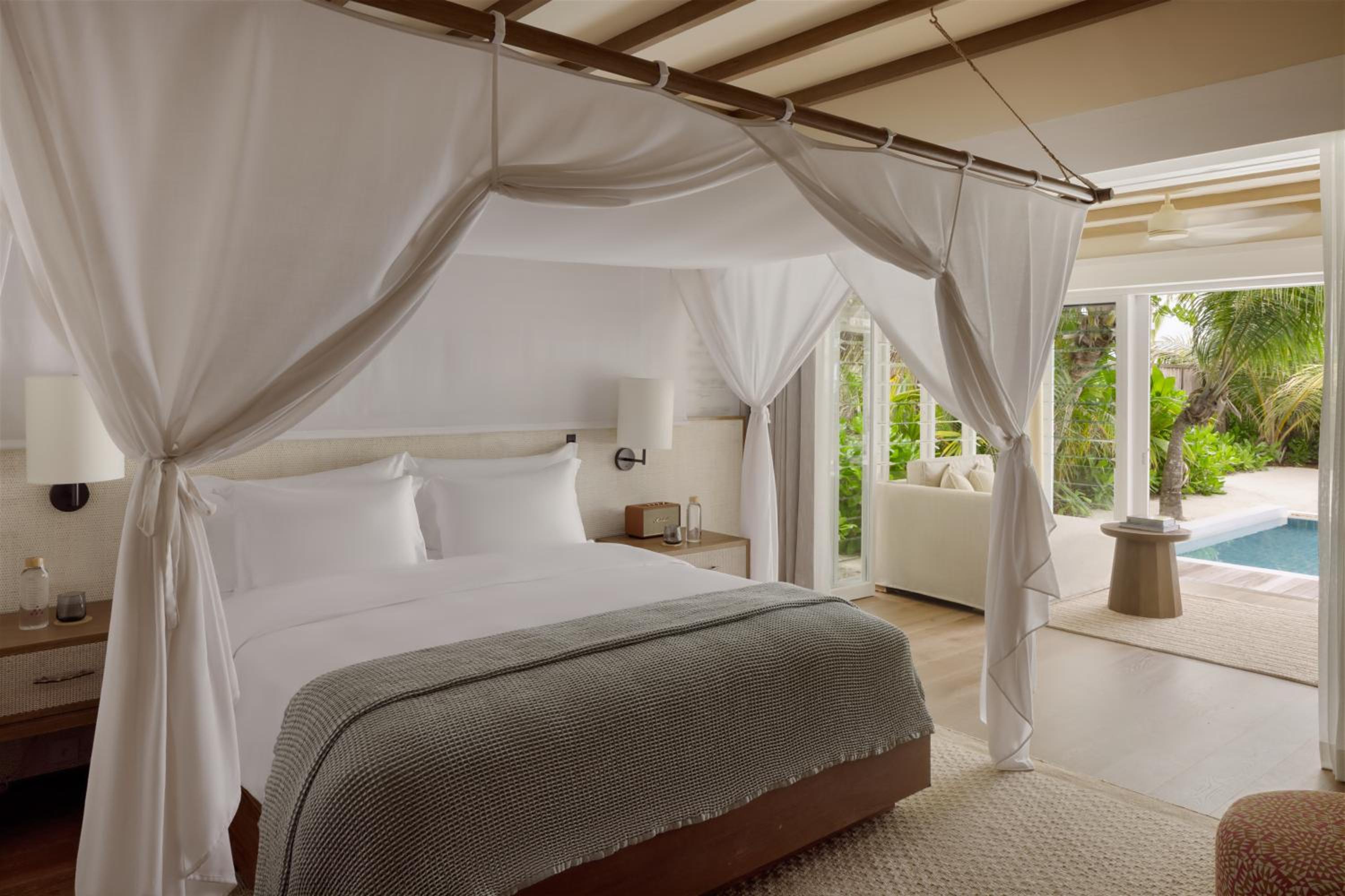 Two Bedroom Beach Villa Suite with Pool  - Photo 5