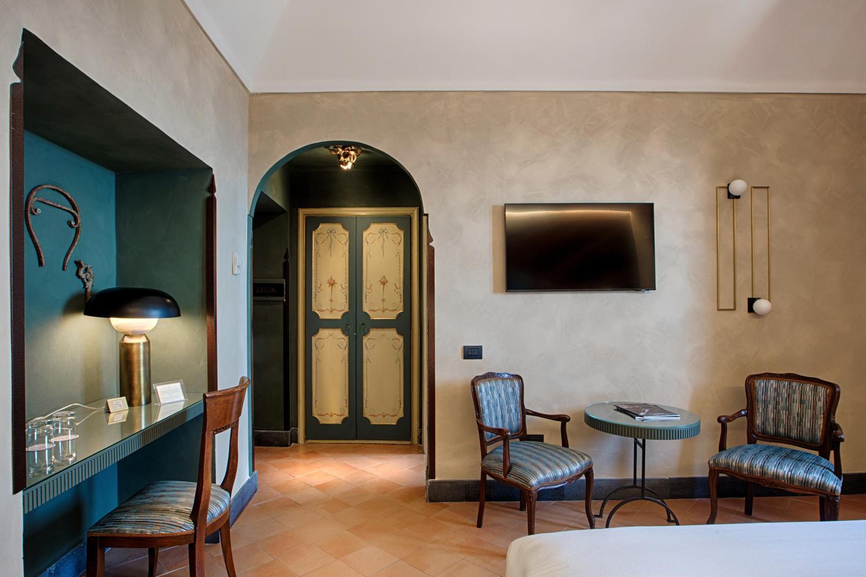 Superior Double or Twin Room with Sea View - Photo 1