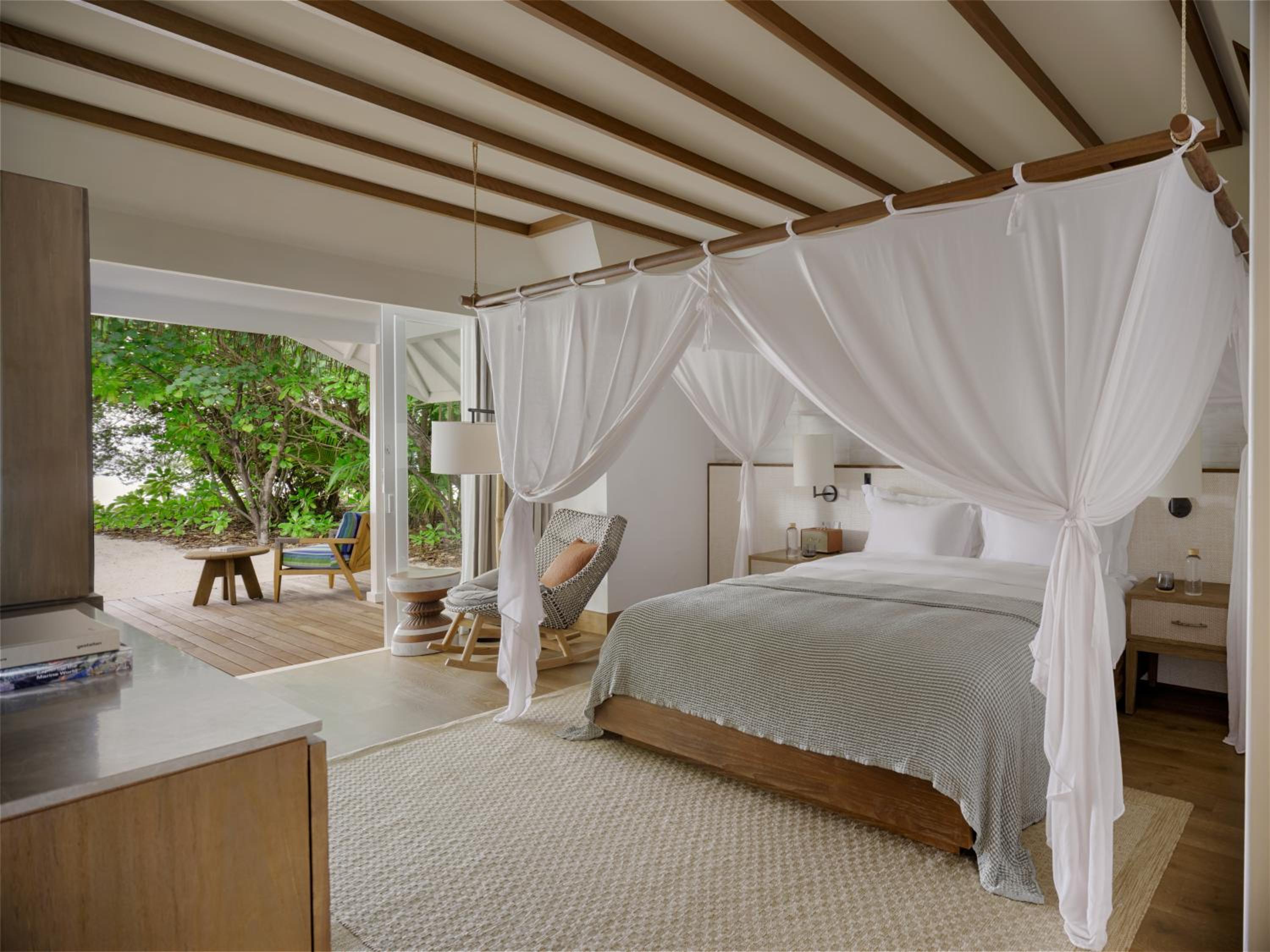 Deluxe Beach Villa Suite with Pool  - Photo 1