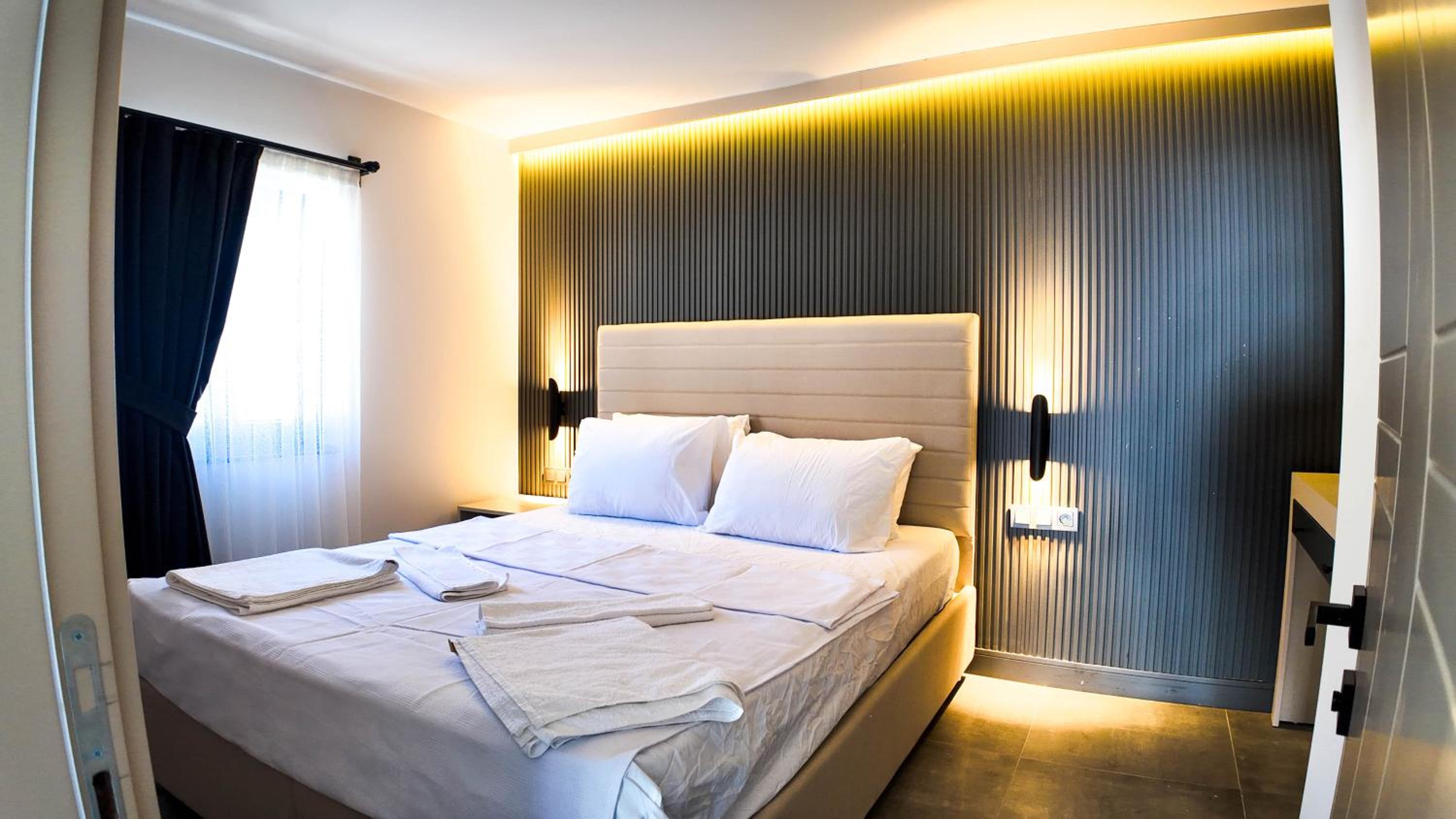 Deluxe Triple Room photo 3