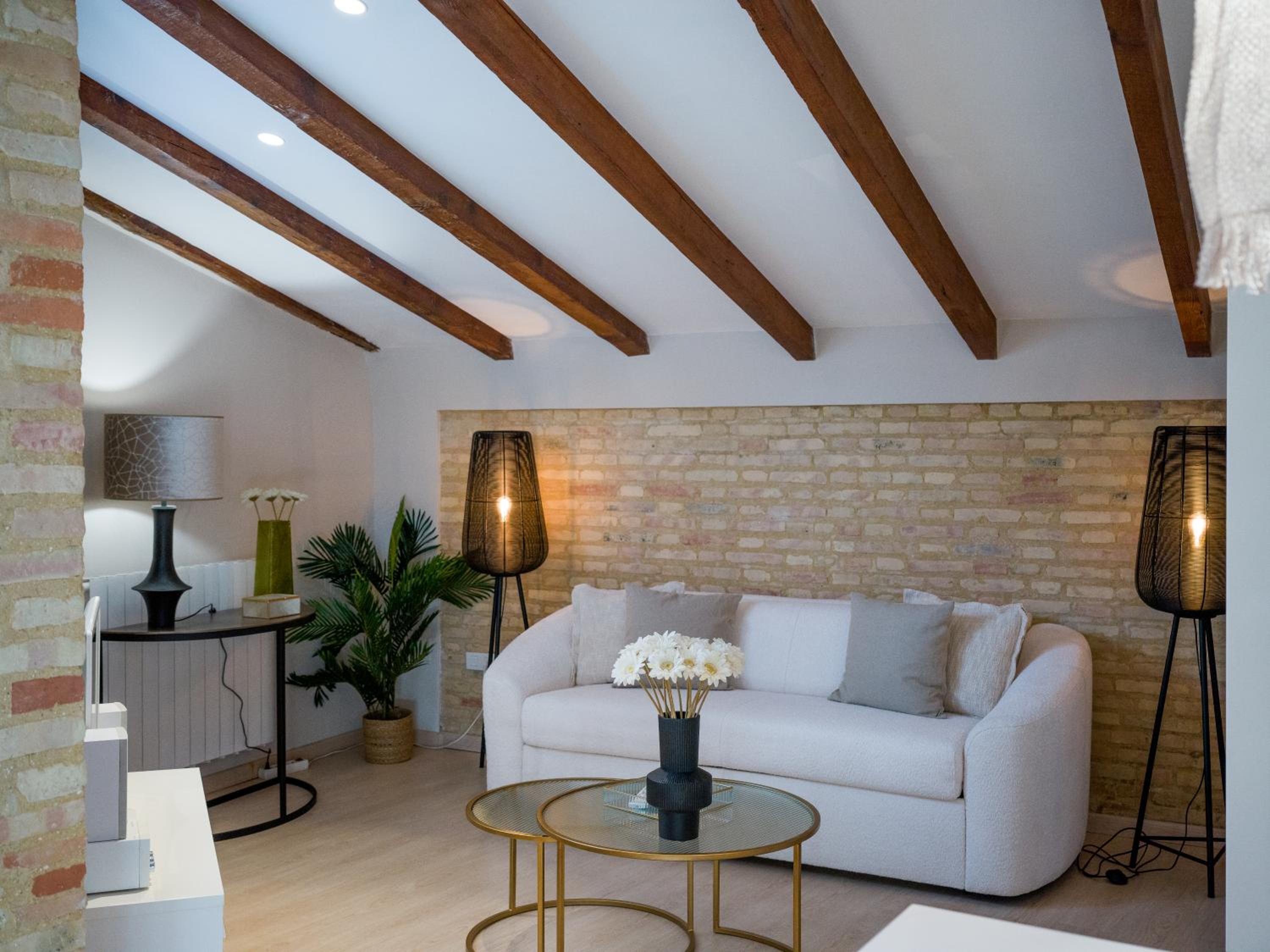 Loft con Terraza - Torres de Serranos