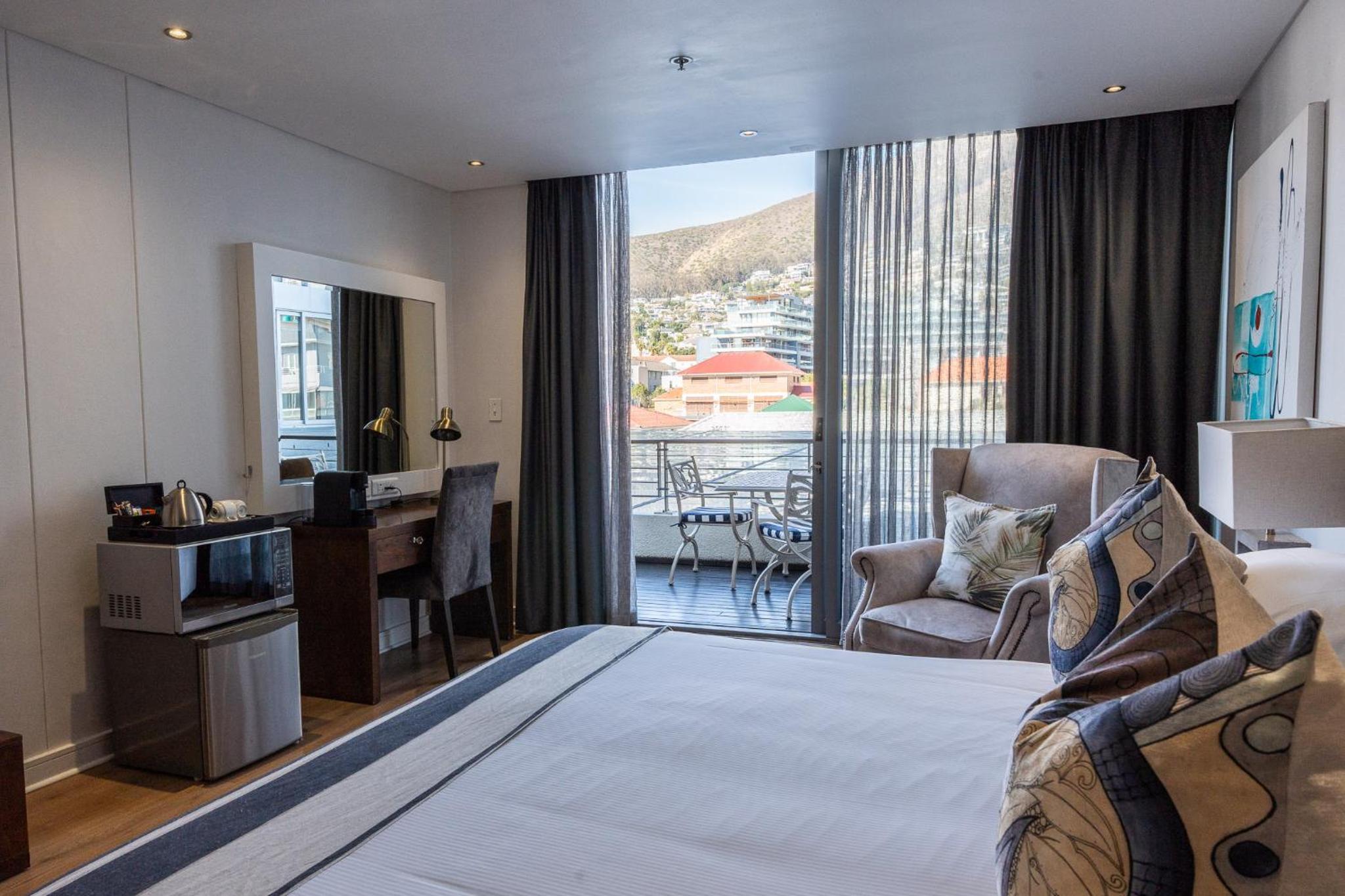 Classic room with Full Balcony