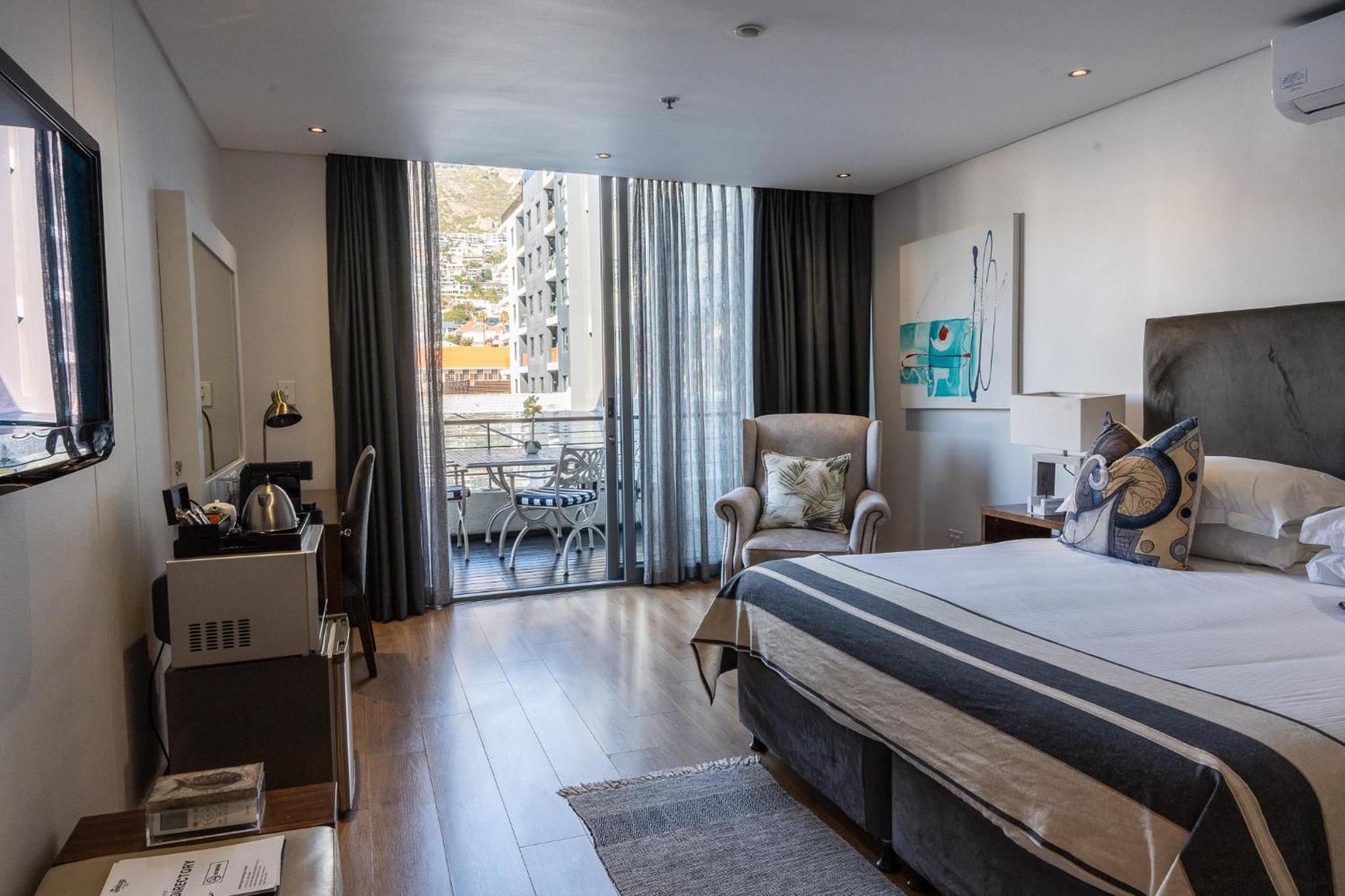 Classic room with Full Balcony