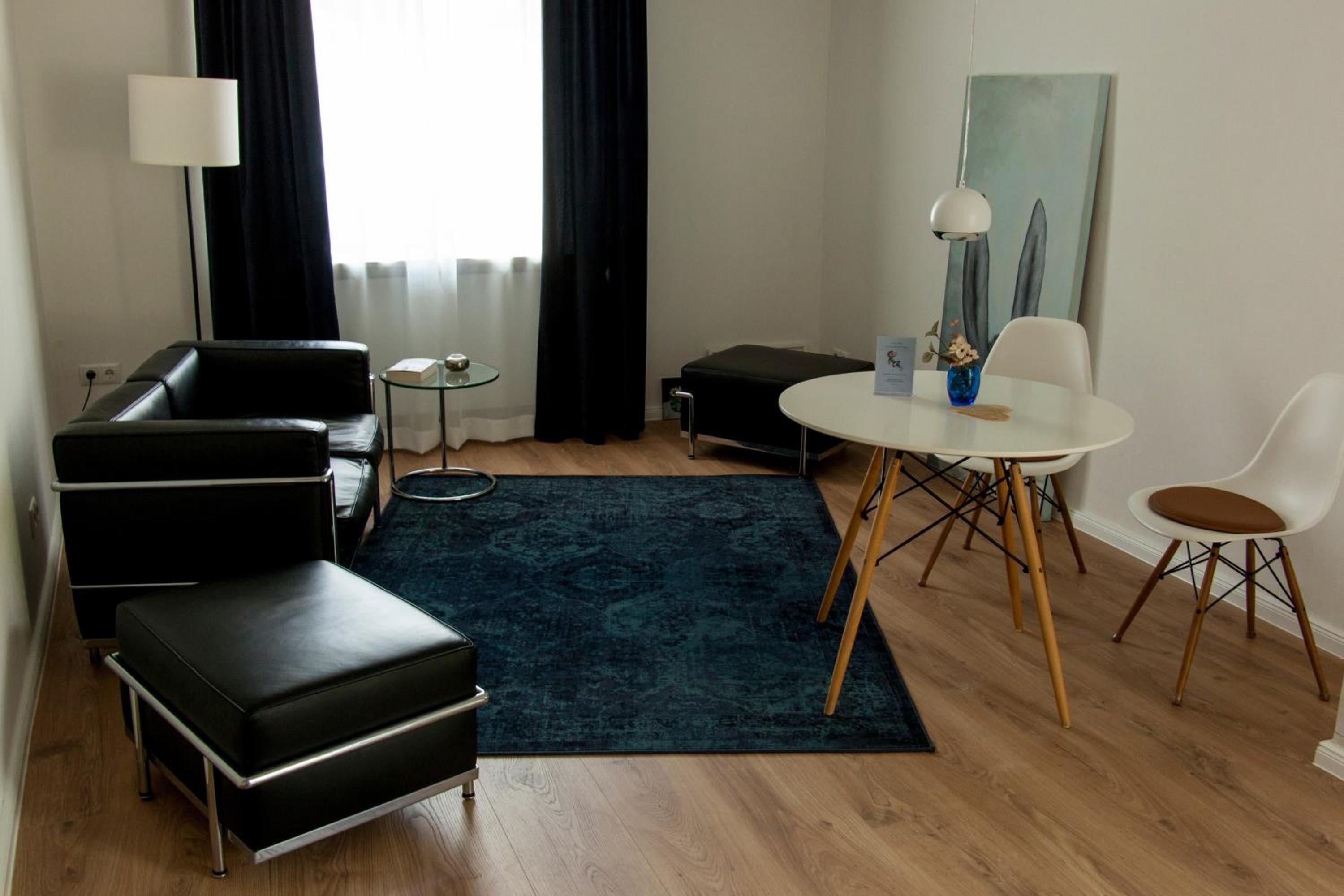 Apartment photo 1
