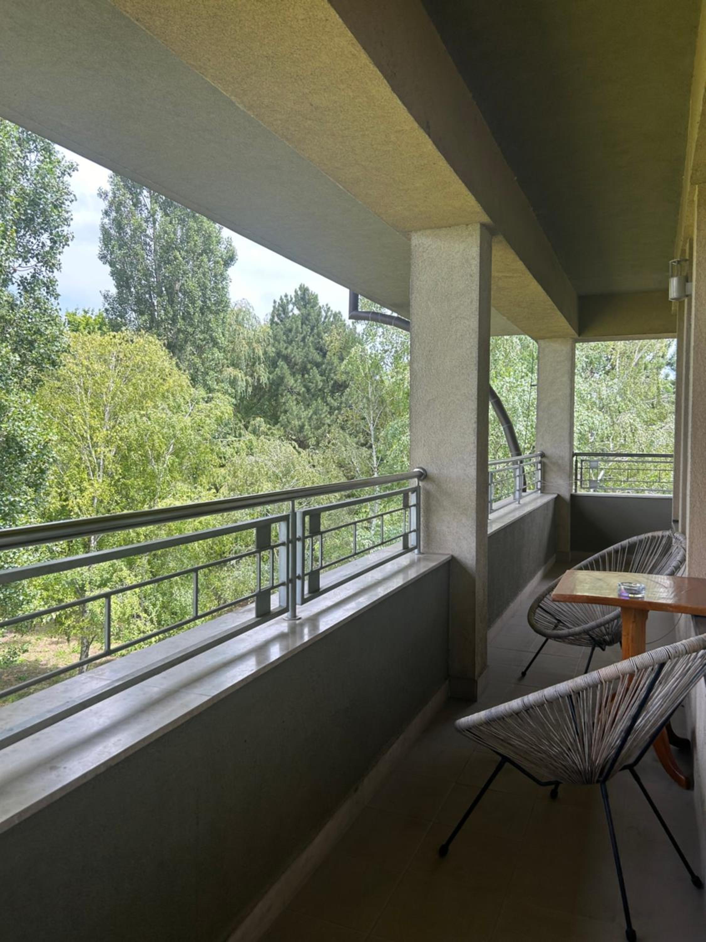 Suite - Photo 6