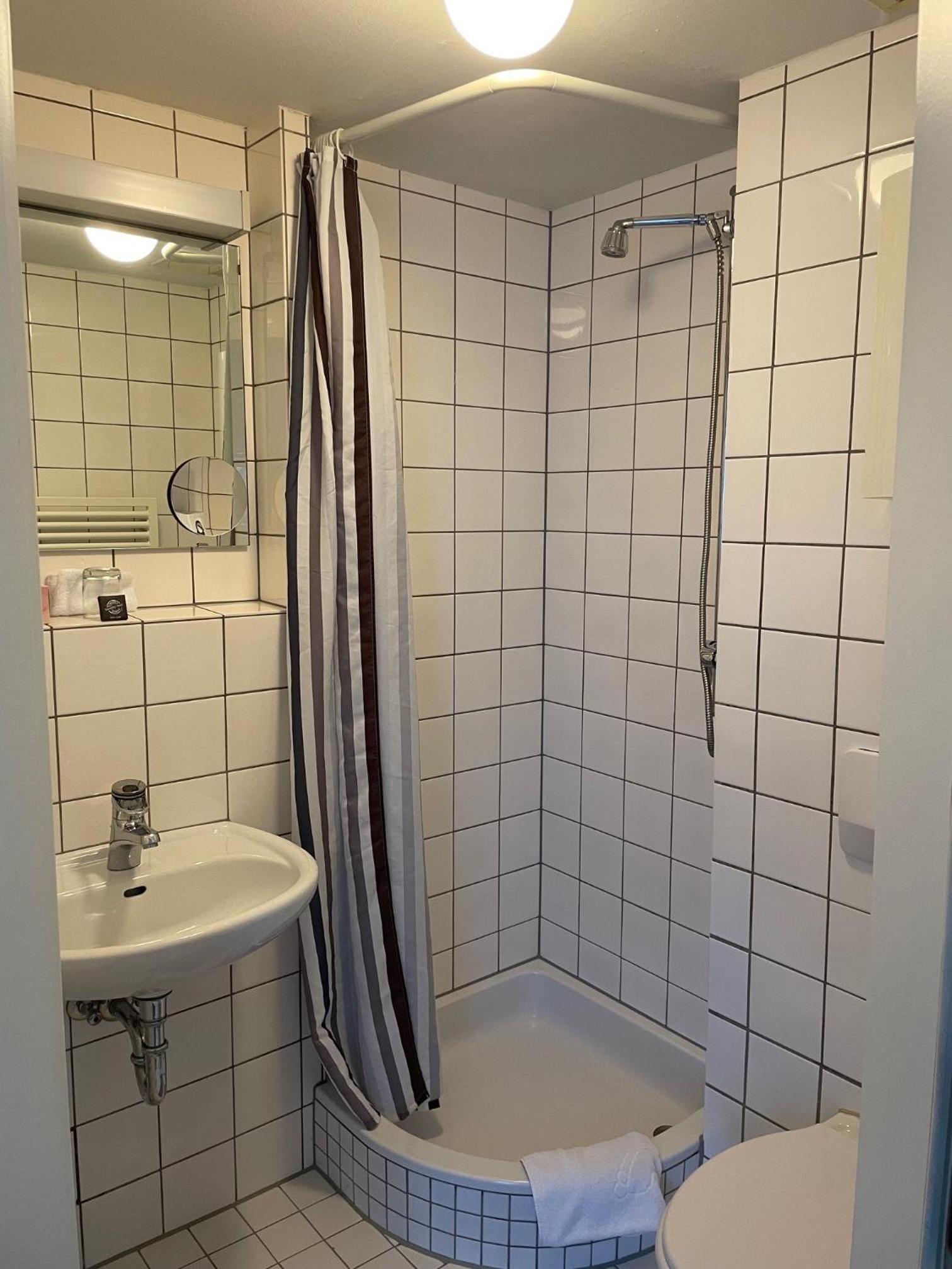 Standard Single Room photo 3