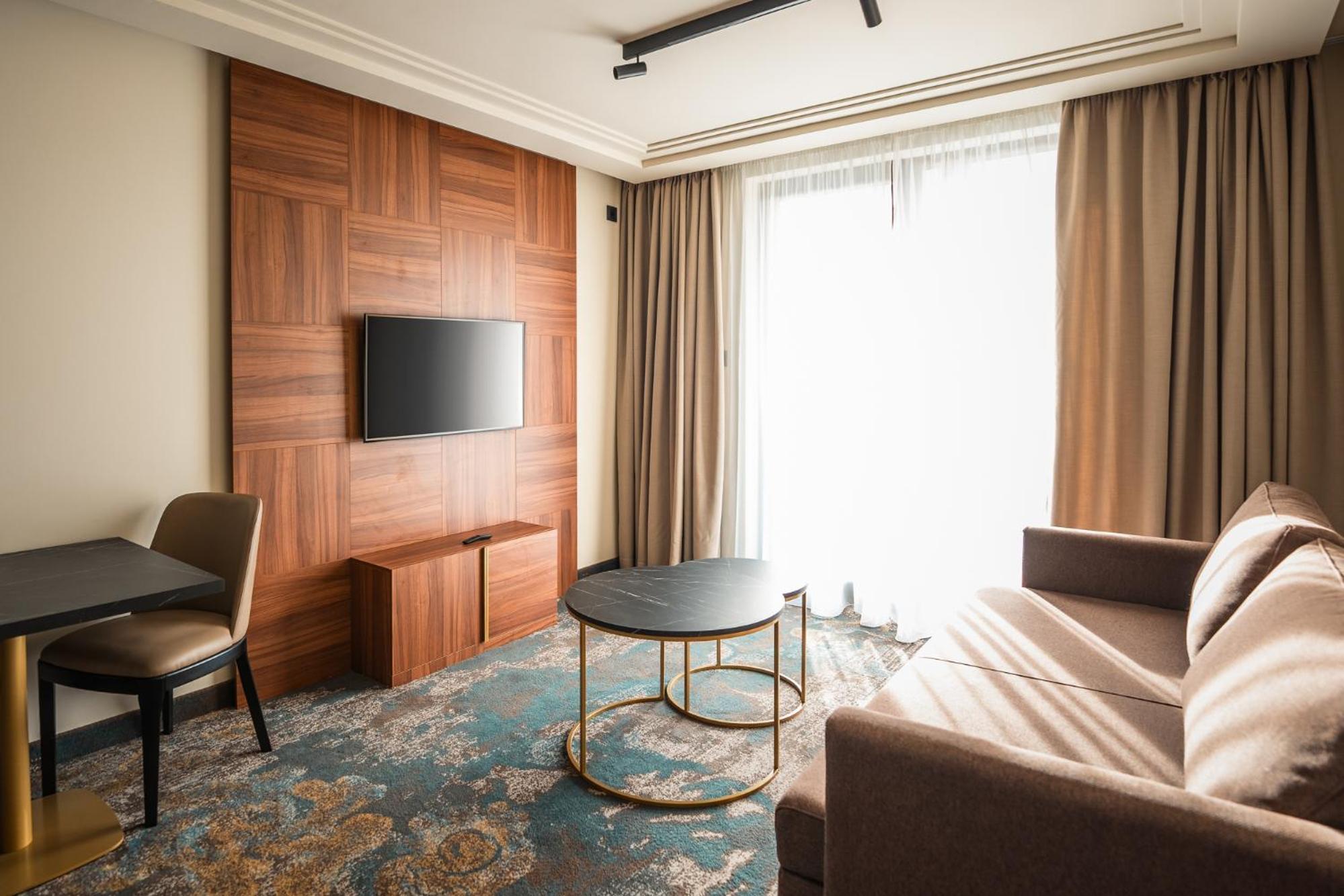 Executive Suite photo 3