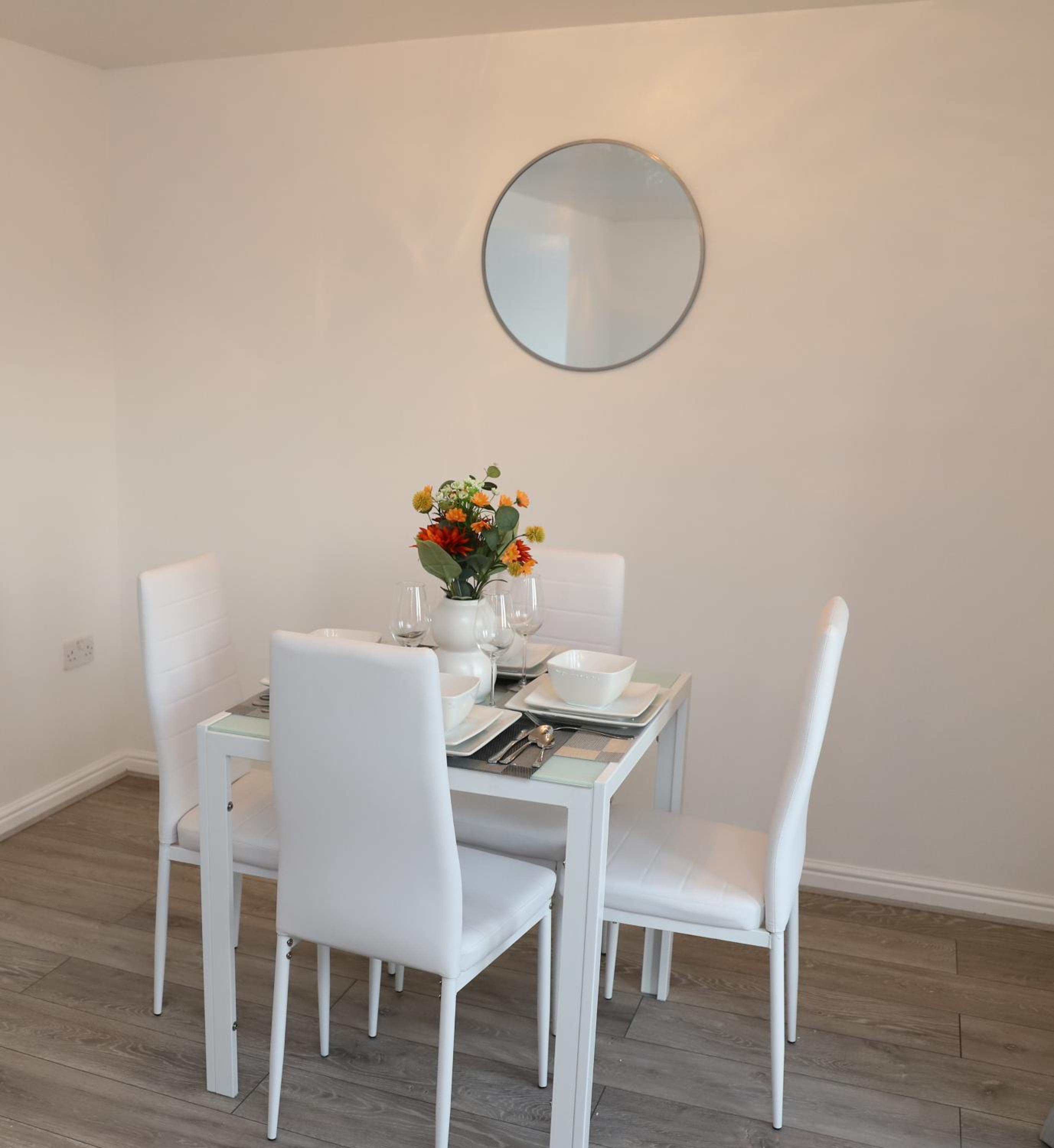 Two-Bedroom Deluxe Apartment with Balcony photo 3