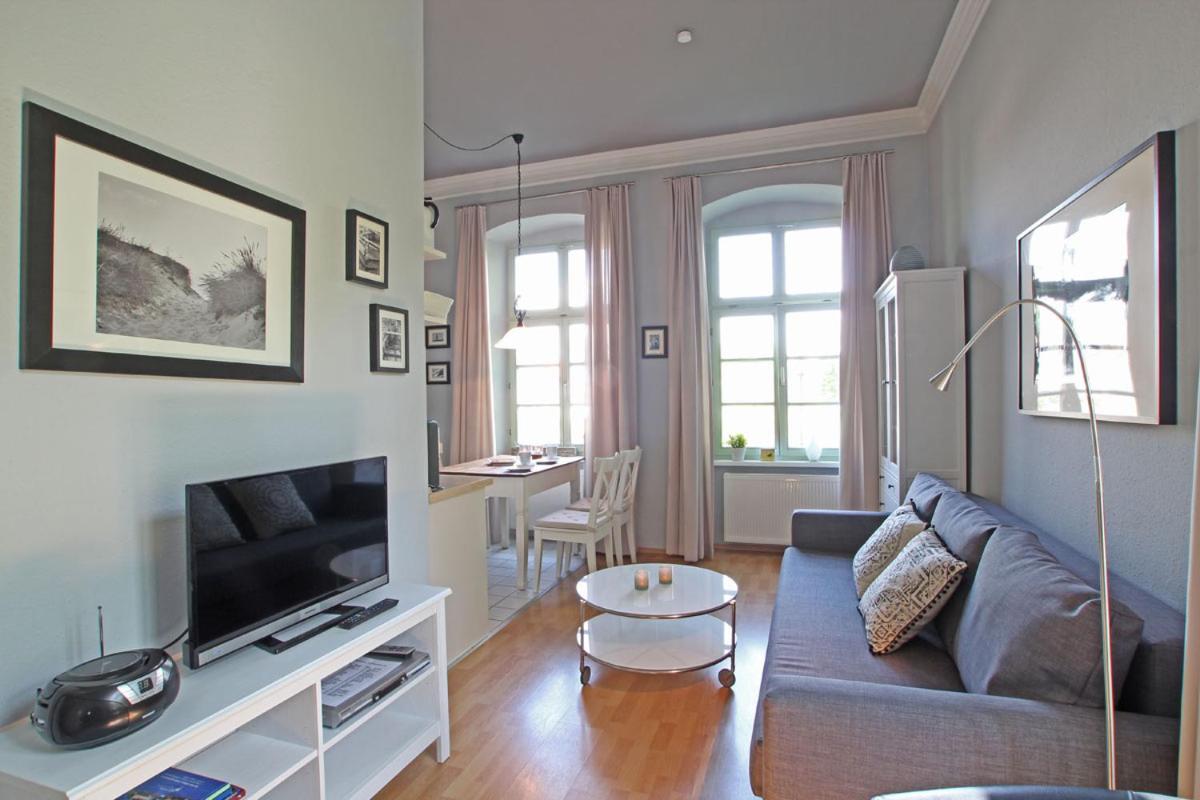 Apartment photo 1