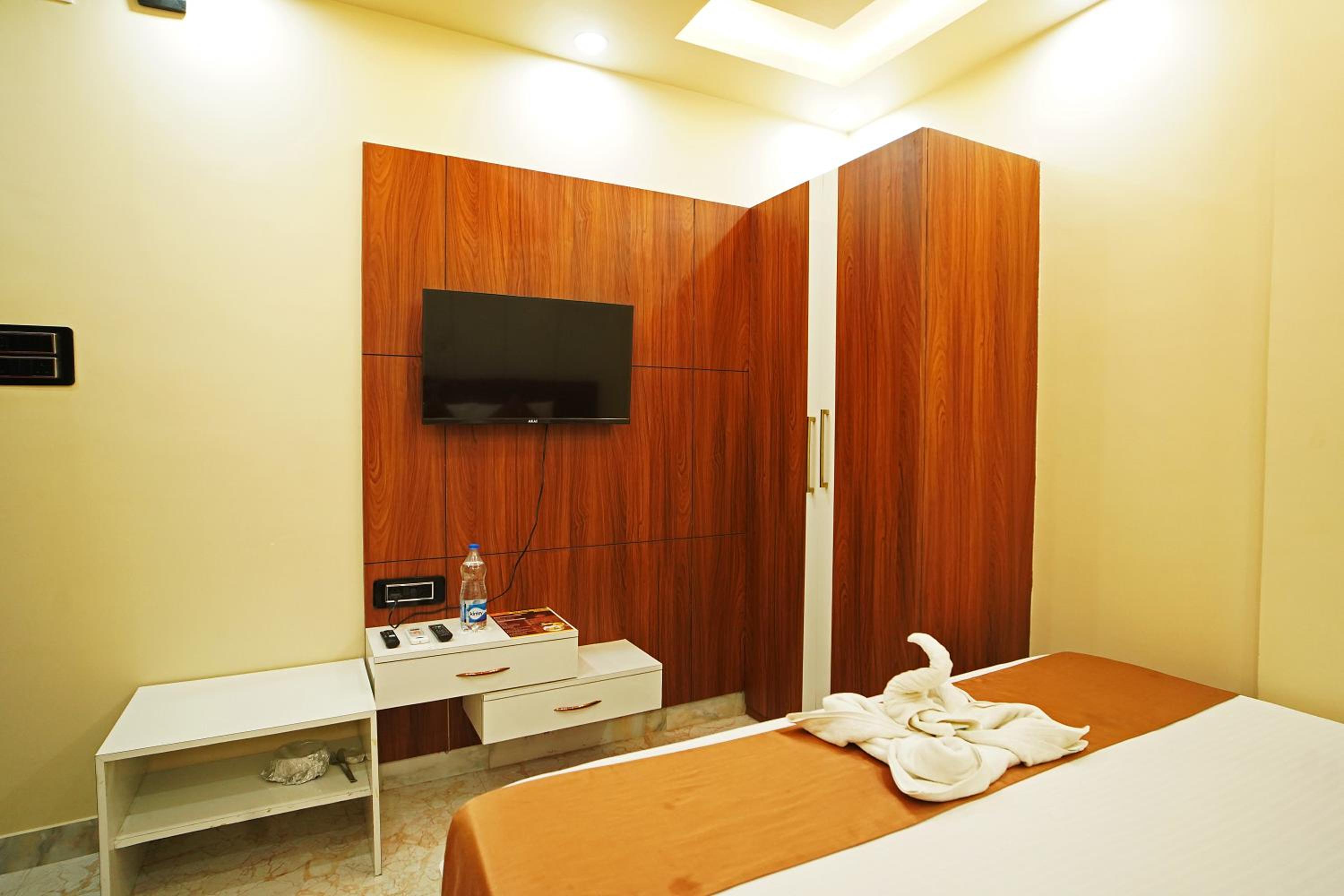 Economy Double Room - Photo 5