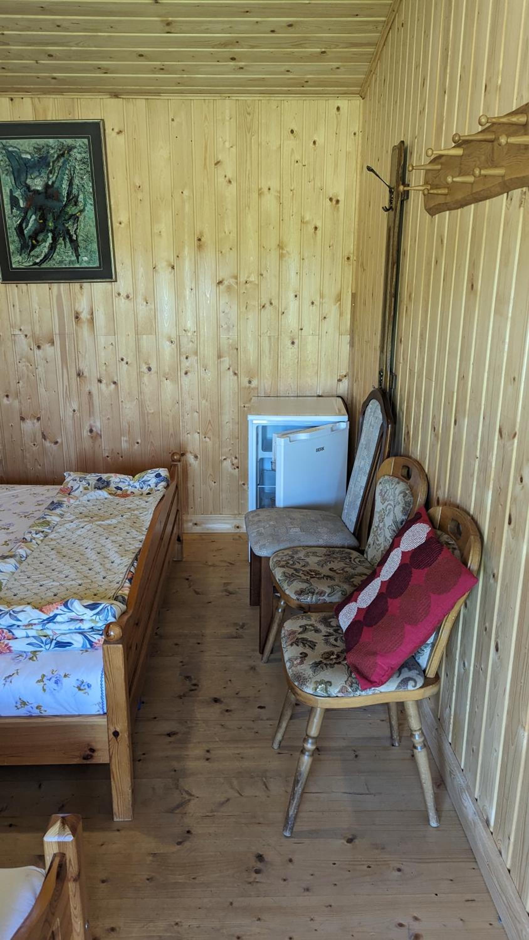 Three-Bedroom House photo 2