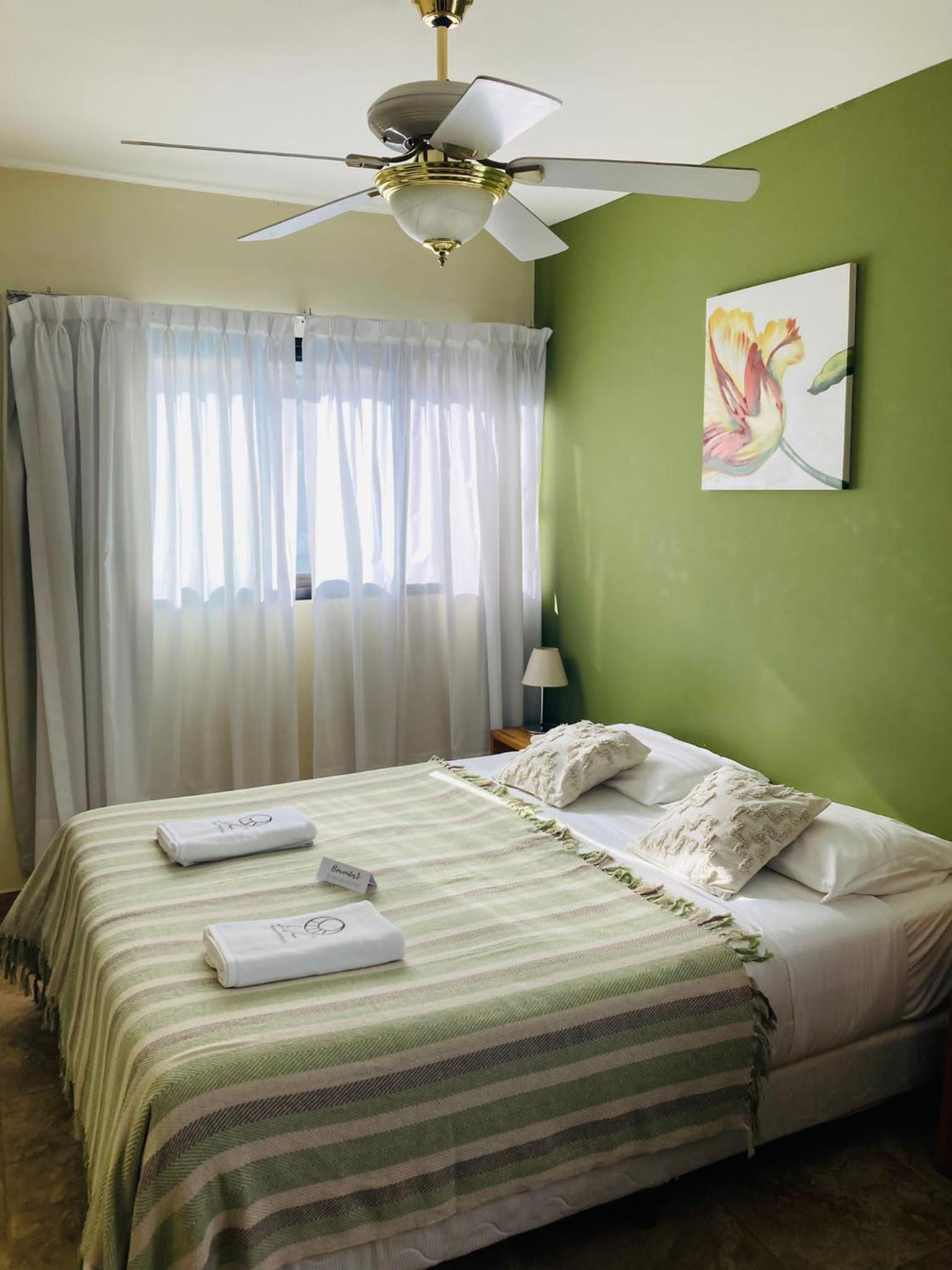 Deluxe Room (2 Adults + 1 Child) photo 1
