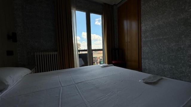 Twin Room - Photo 1