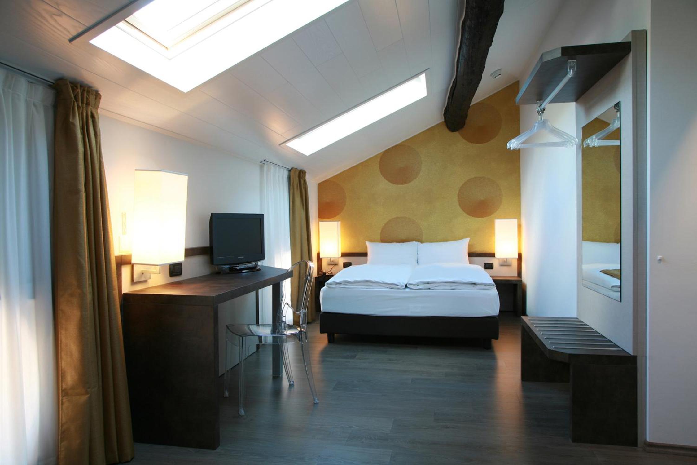 Superior Double Room - Photo 3