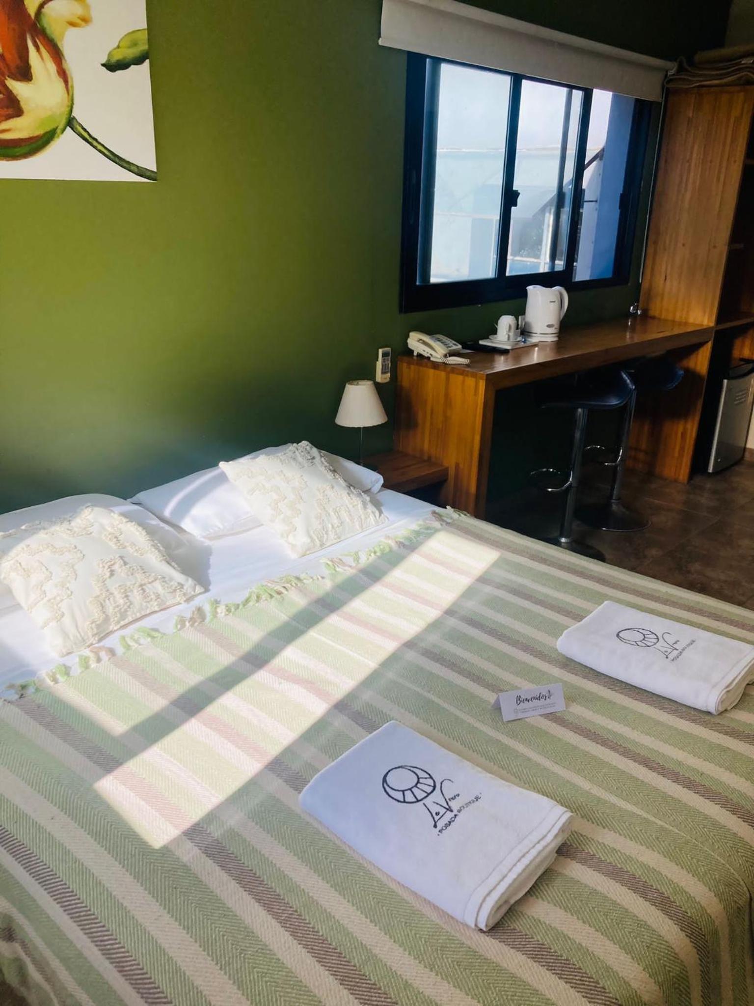 Deluxe Room (2 Adults + 1 Child) photo 2