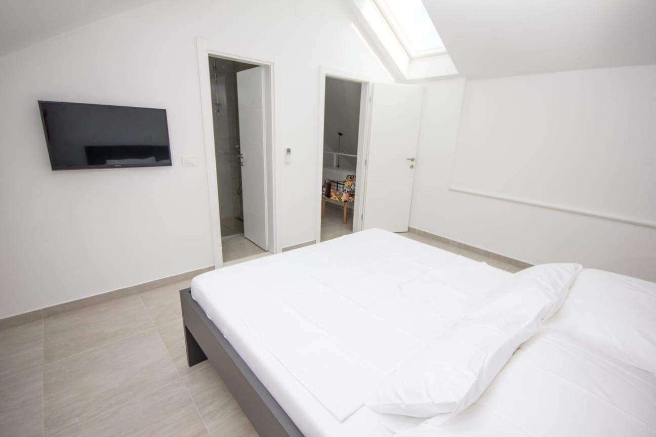 Two-Bedroom Apartment photo 1