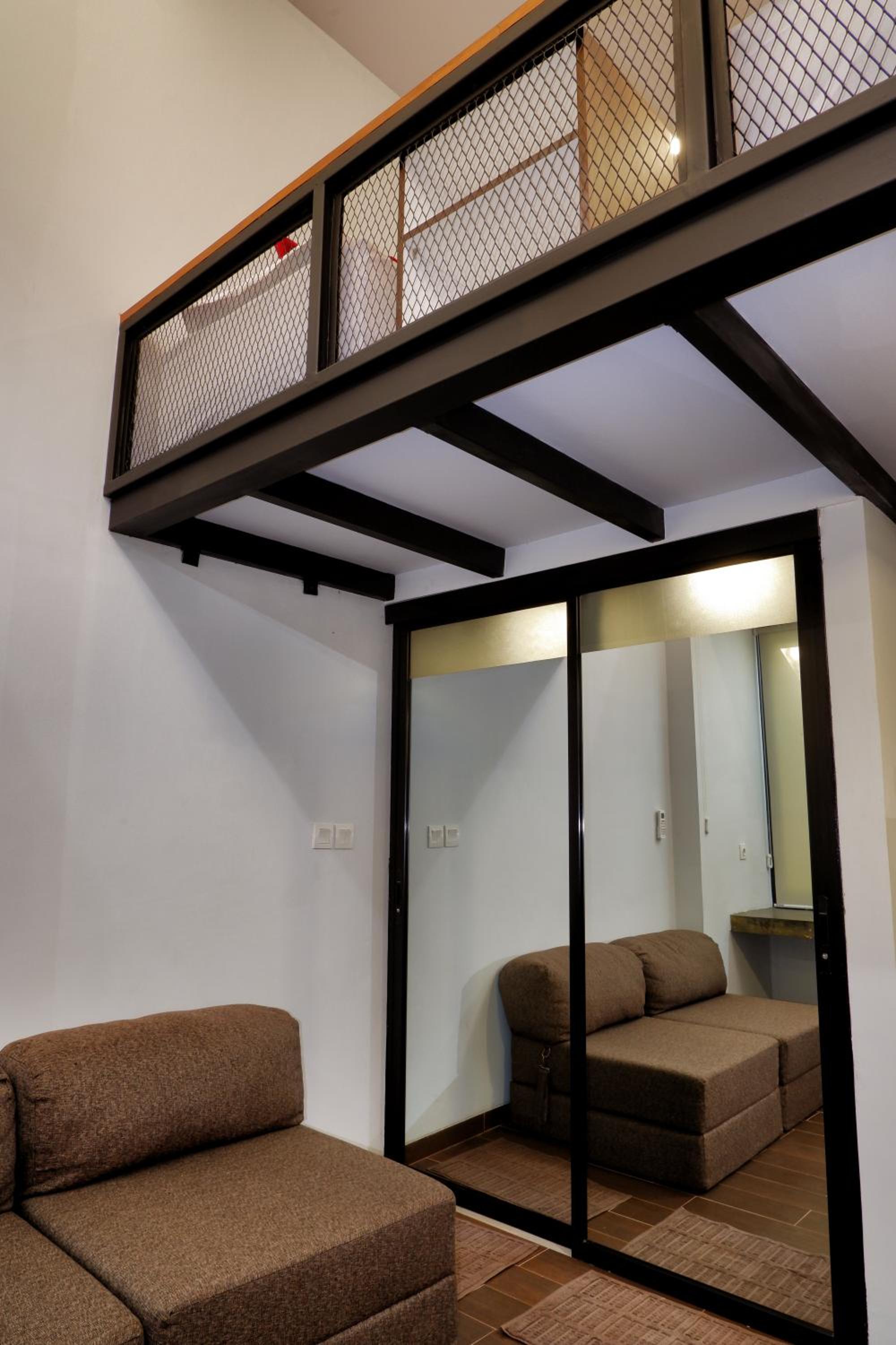 Duplex Quadruple Room - Photo 13